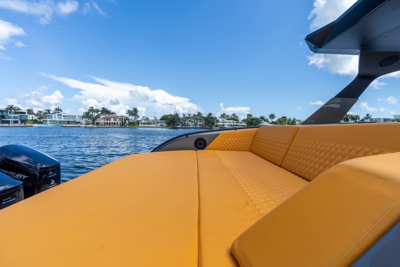 2026 Vanquish Yachts 55 Veloce