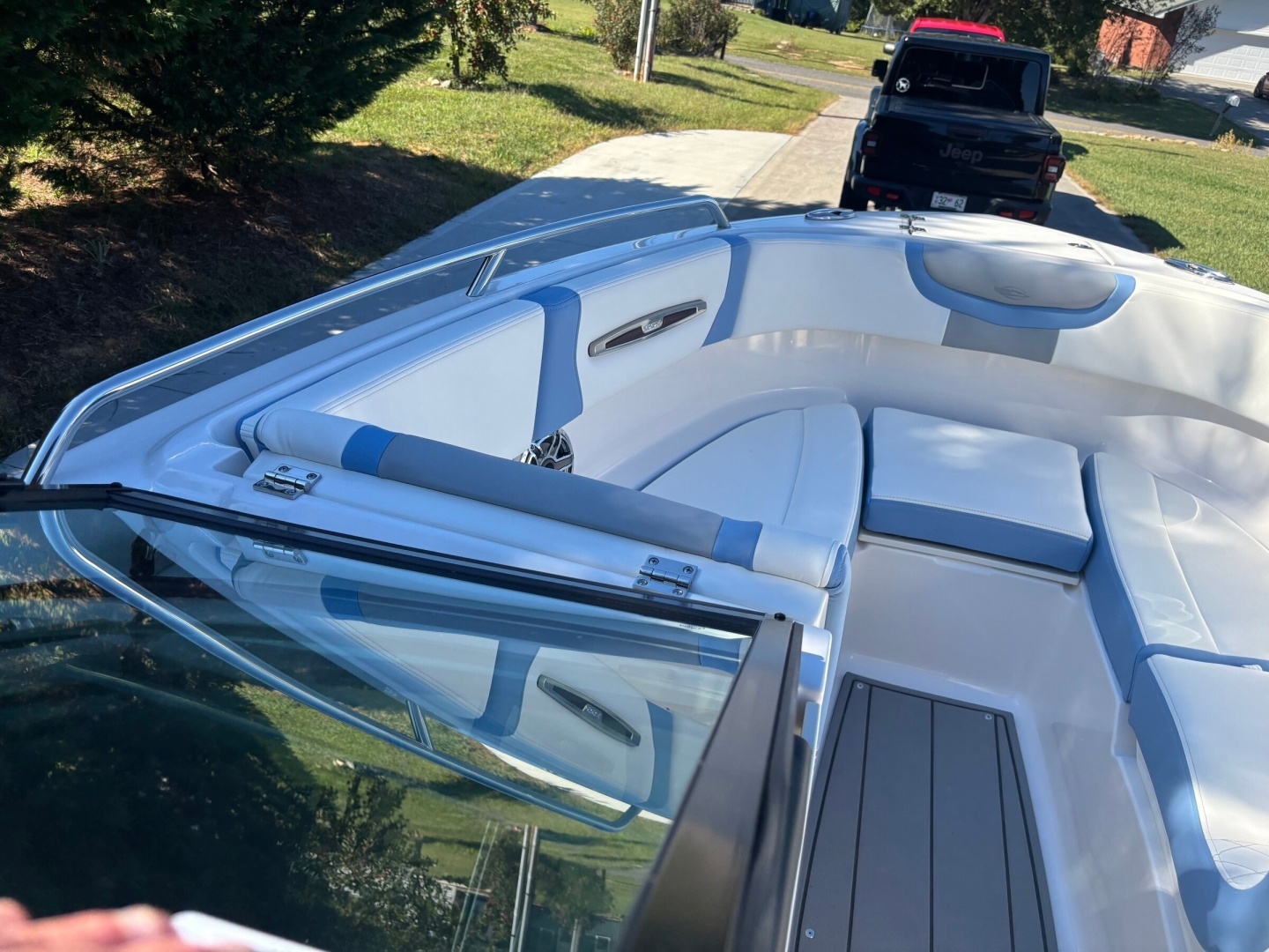 2023 Chaparral 247 SSX