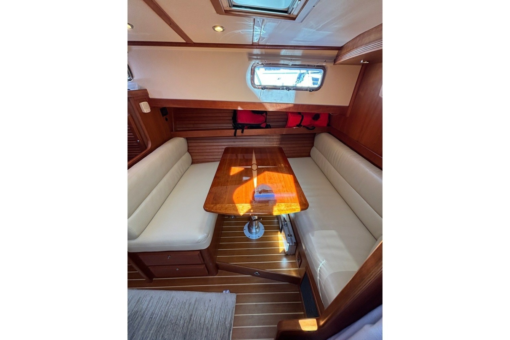 2018 Sabre 42 Express