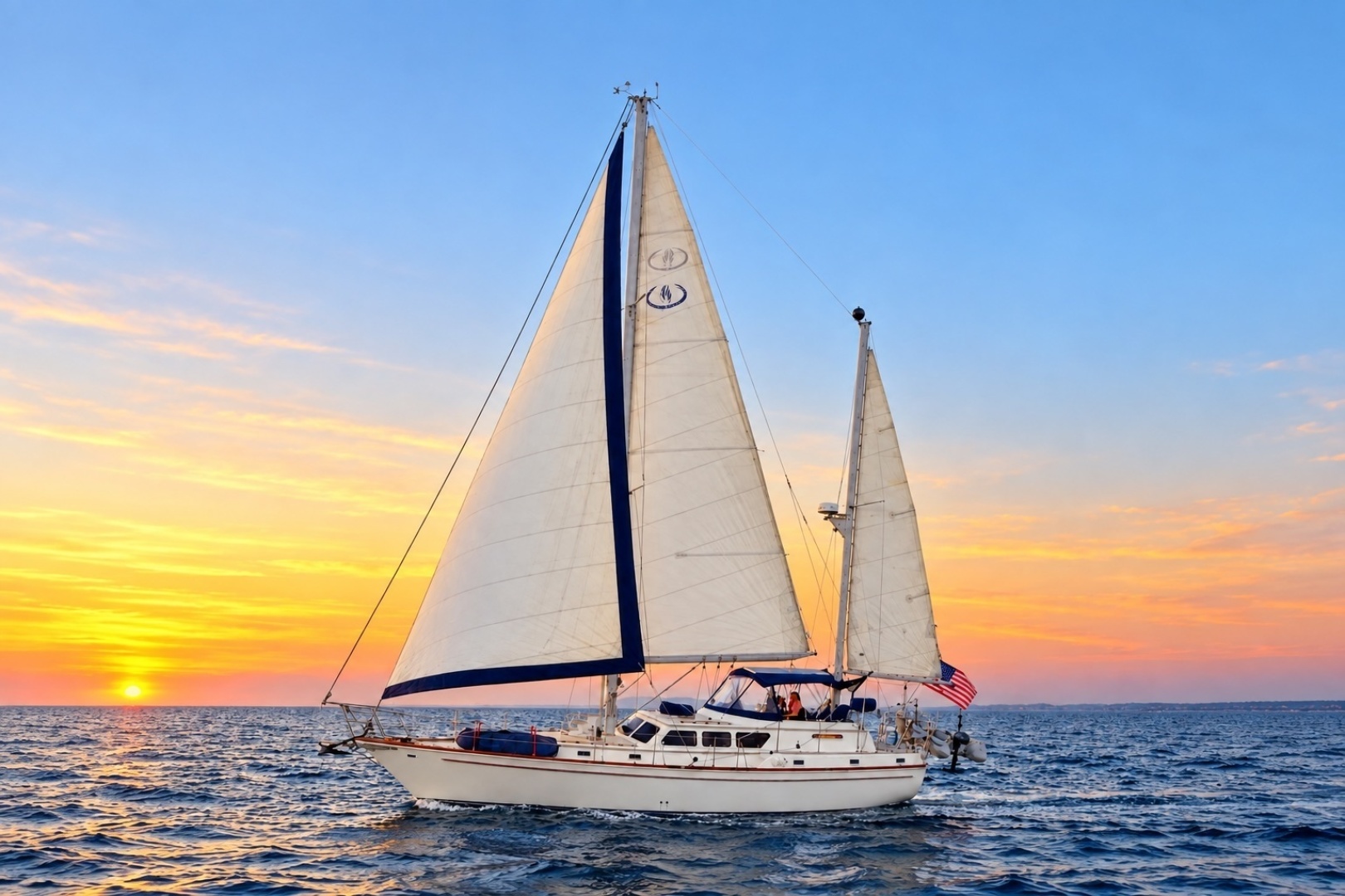 1980 Gulfstar Sailmaster — photograph 2