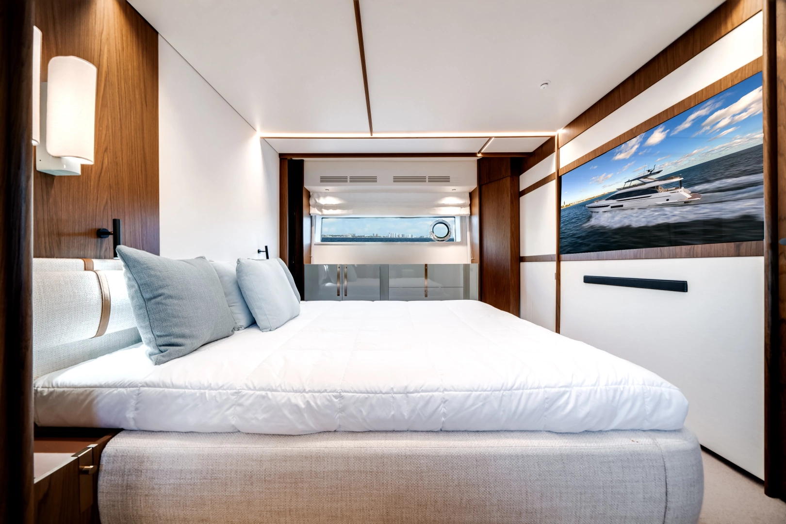 Azimut Fly 72 Yacht For Sale