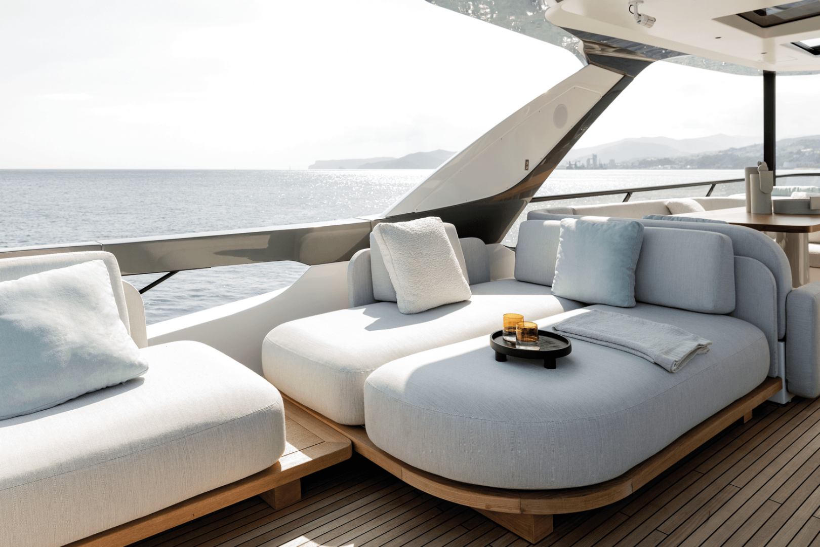 2025 Azimut Fly 72