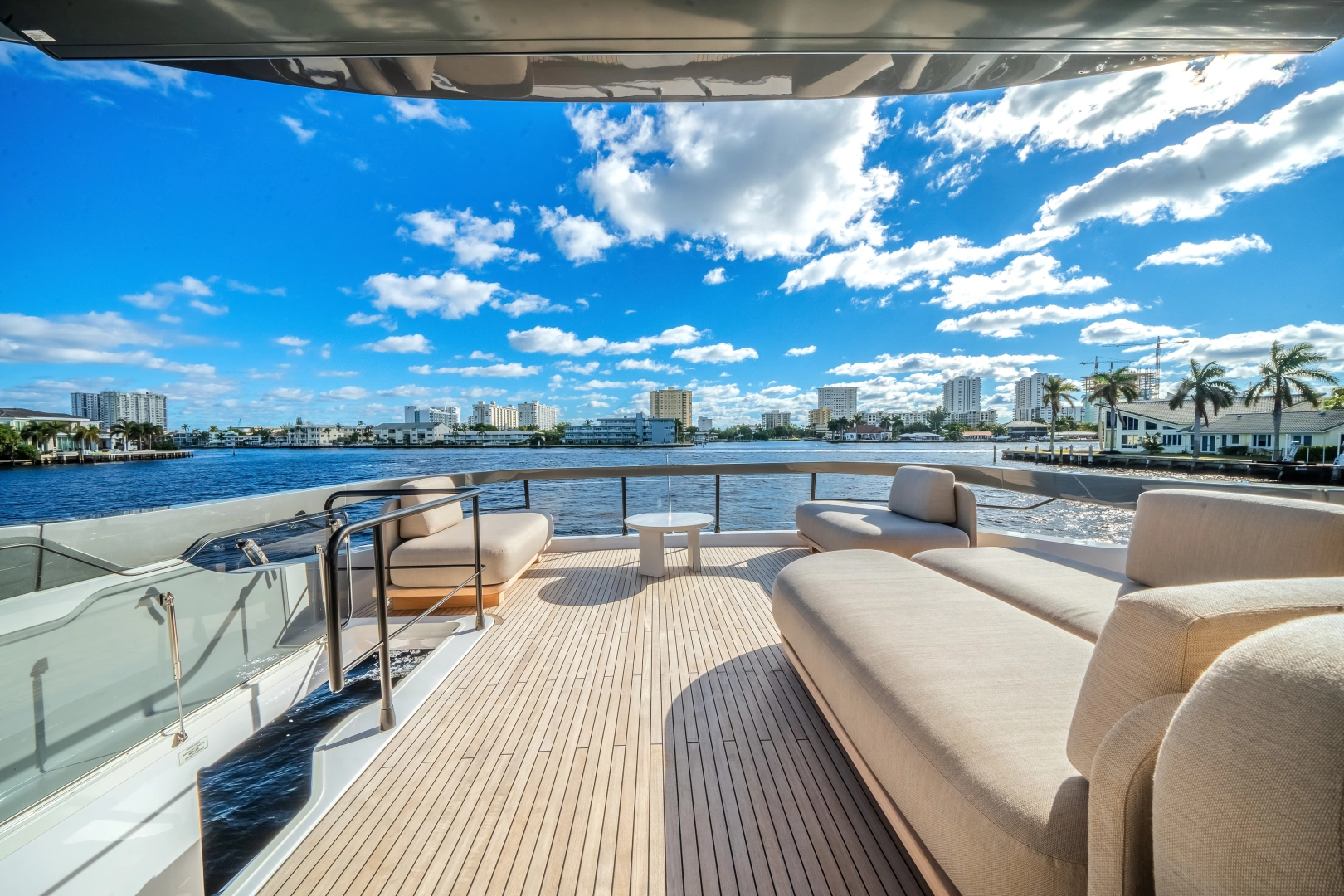 Azimut Fly 72 Yacht For Sale