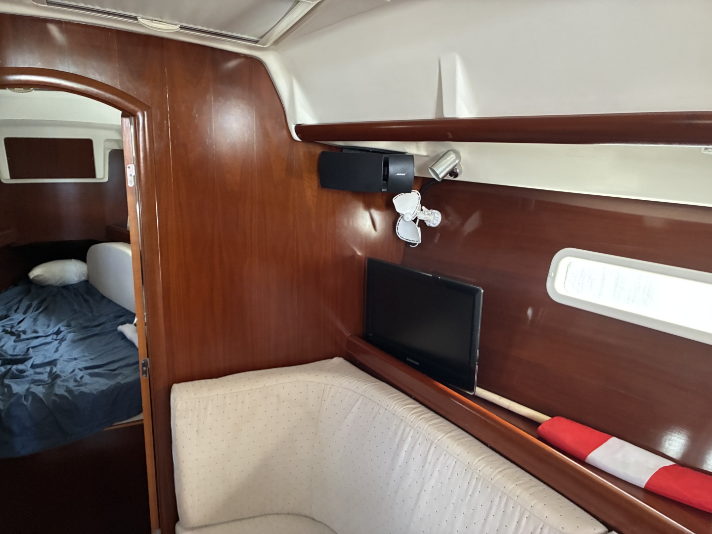 LunaYSol 37ft Beneteau Yacht For Sale LunaYSol 37ft Beneteau Yacht For Sale