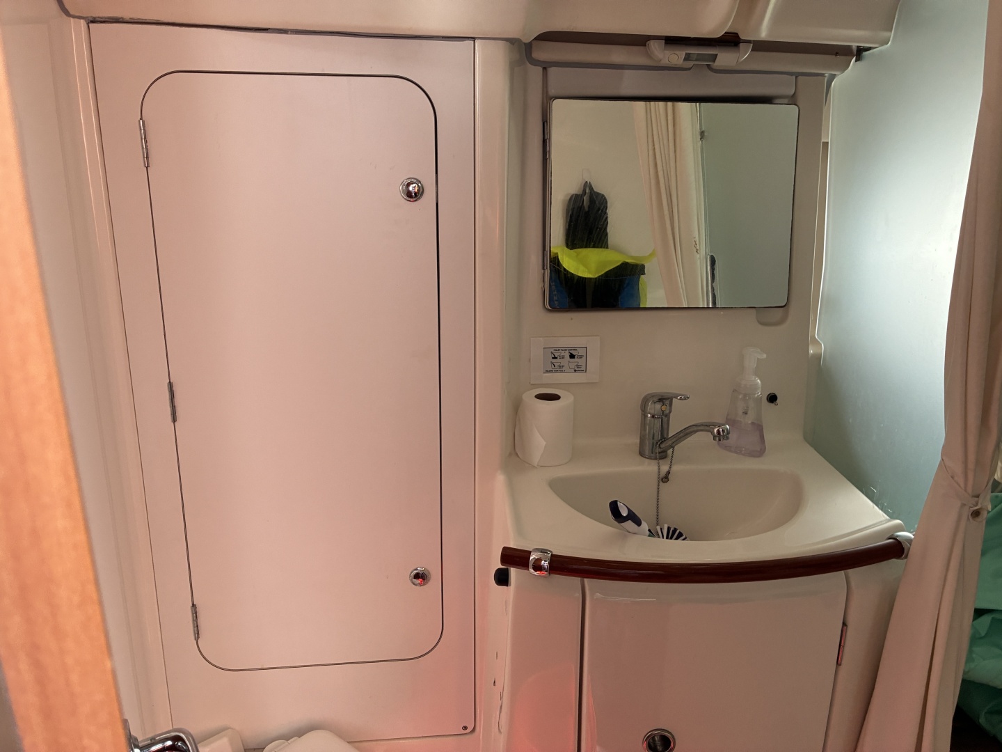 LunaYSol 37ft Beneteau Yacht For Sale LunaYSol 37ft Beneteau Yacht For Sale