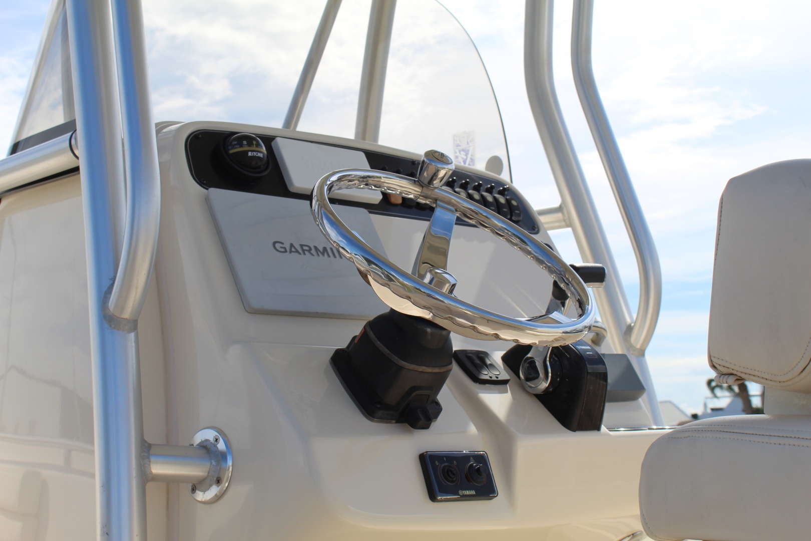 2015 Grady-White Fisherman 209