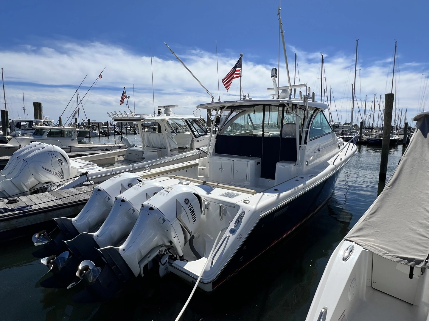 2020 Pursuit 385 Offshore, photo 1 of 30