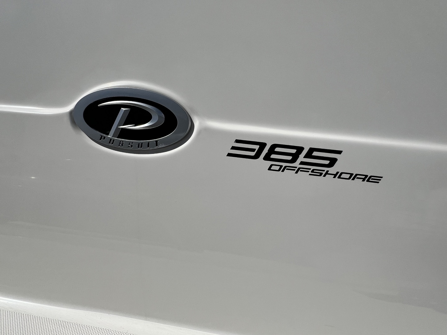 2020 Pursuit 385 Offshore