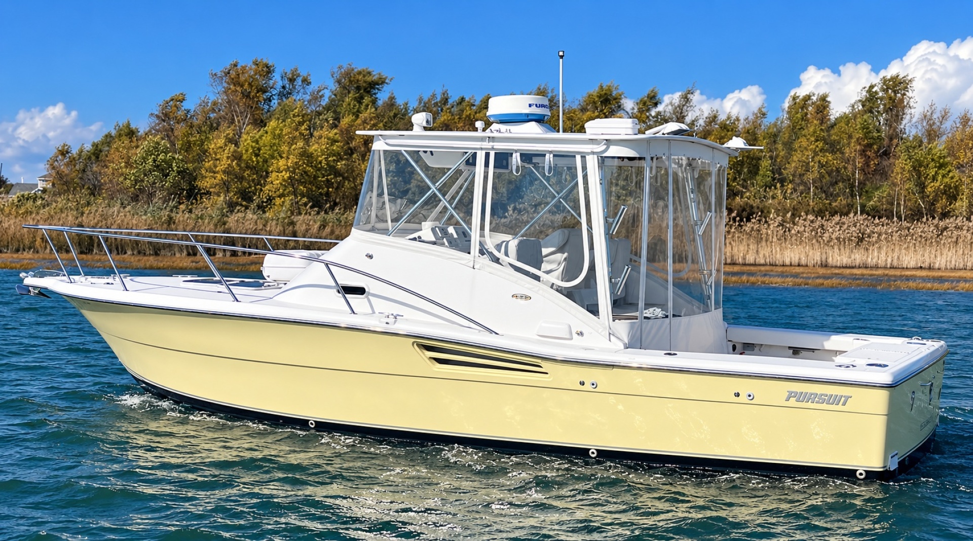 2003 Pursuit 3000 Offshore
