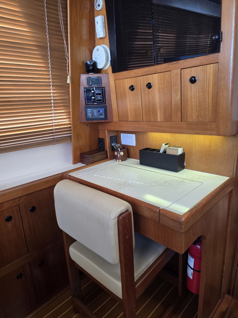 Charley 43ft Mainship Yacht For Sale