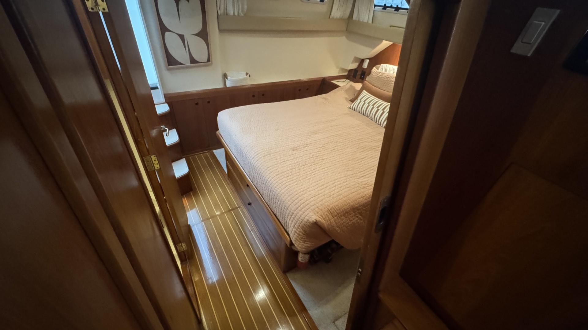 Charley 43ft Mainship Yacht For Sale