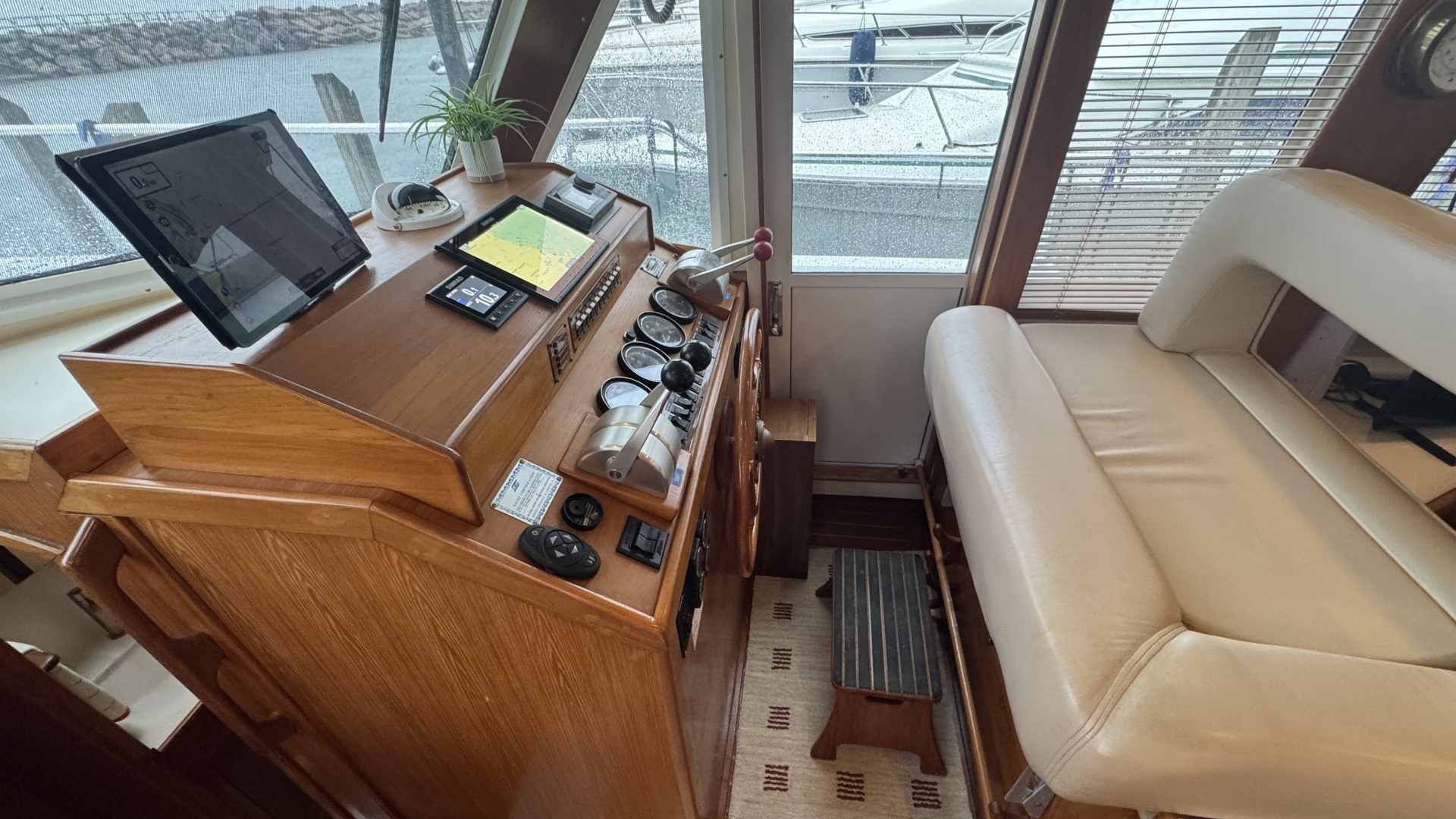 Charley 43ft Mainship Yacht For Sale