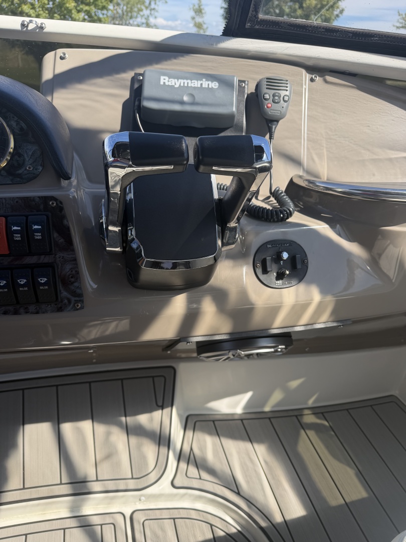 OUR HAVEN 39ft Carver Yacht For Sale