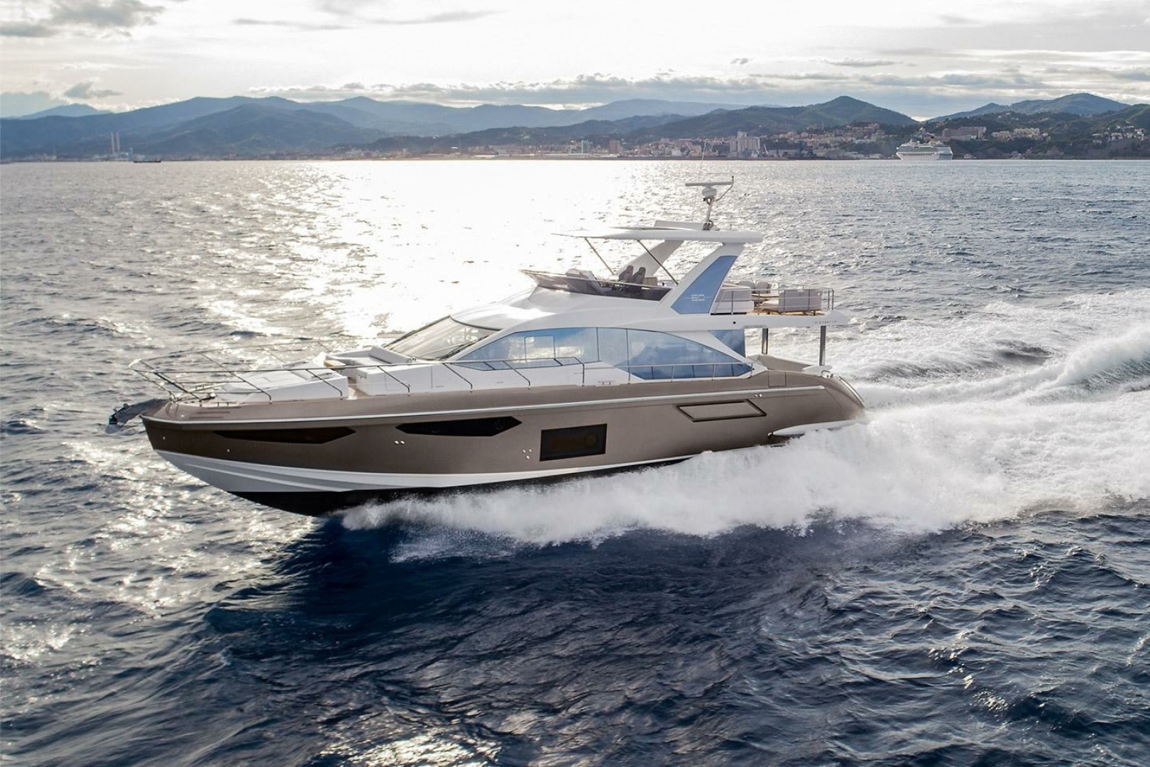 2024 Azimut FLY 60 — photograph 3