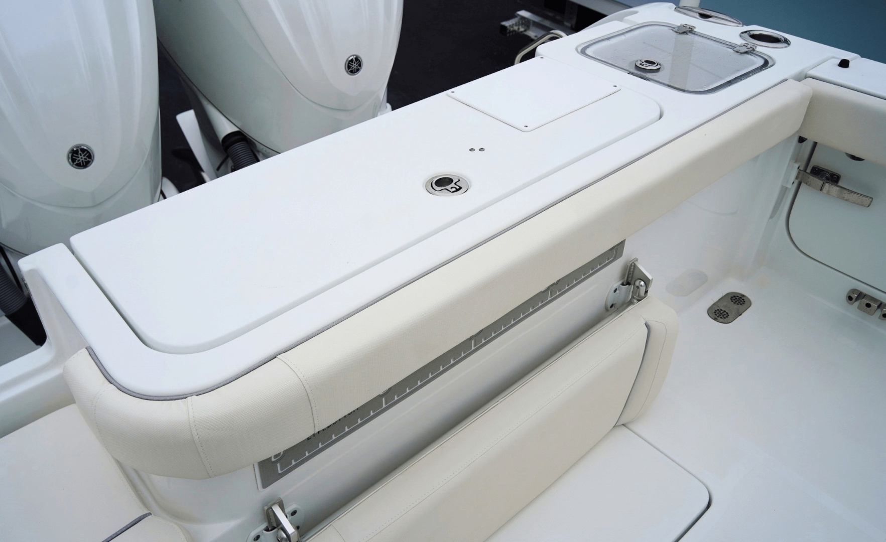 2025 Sea Hunt Gamefish 27FS