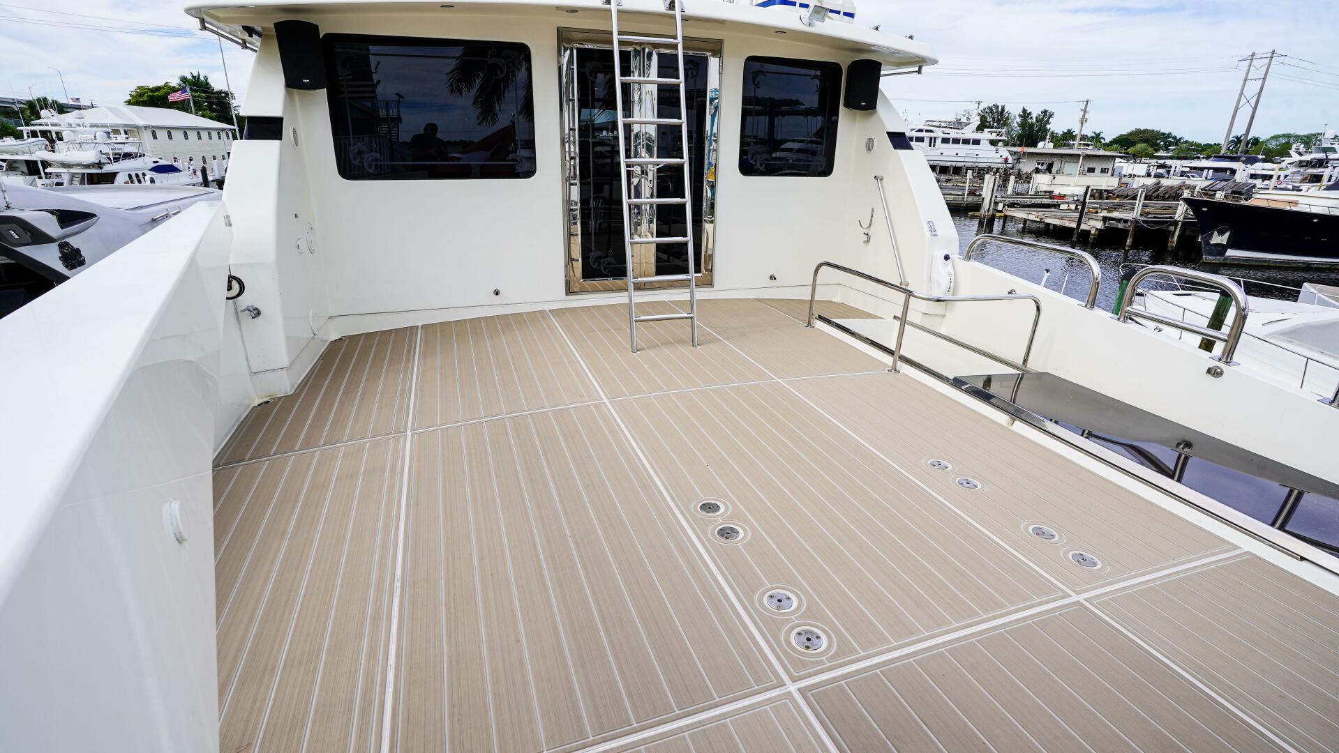 2001 Motor Yacht 82MY
