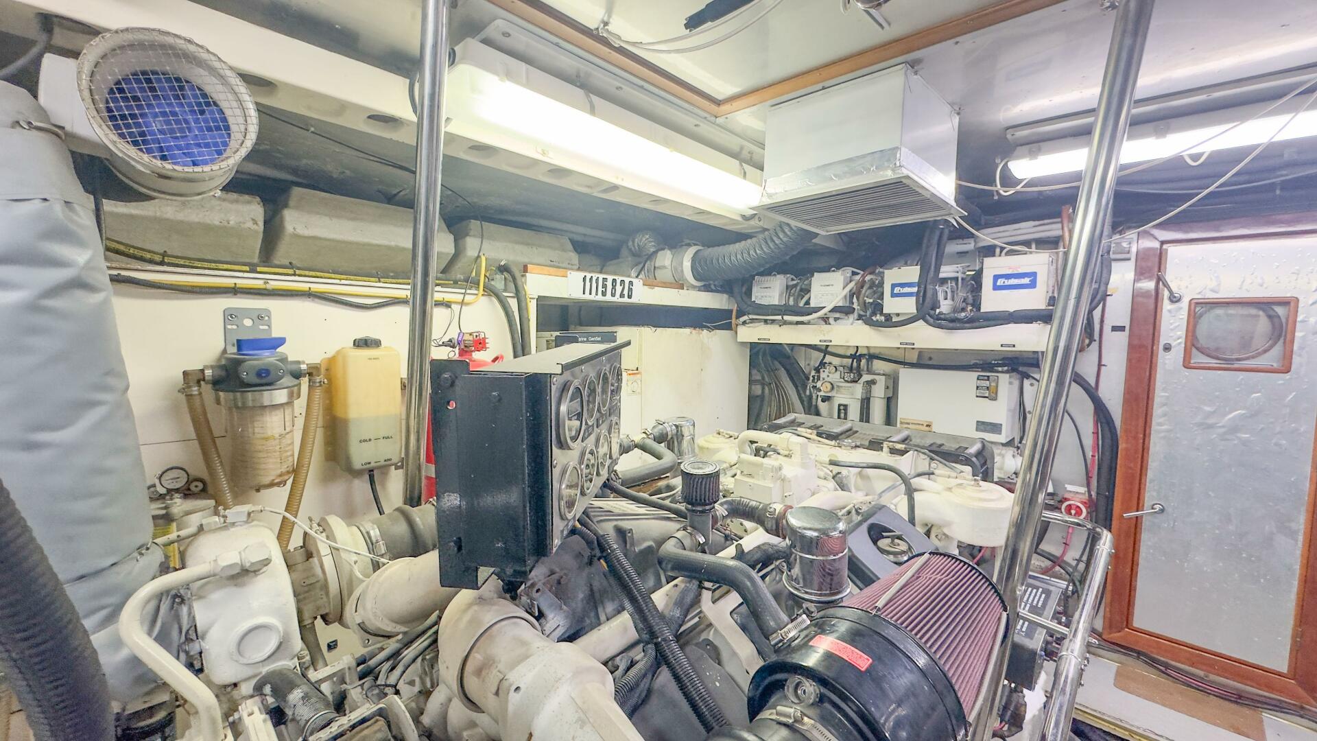 2001 Motor Yacht 82MY
