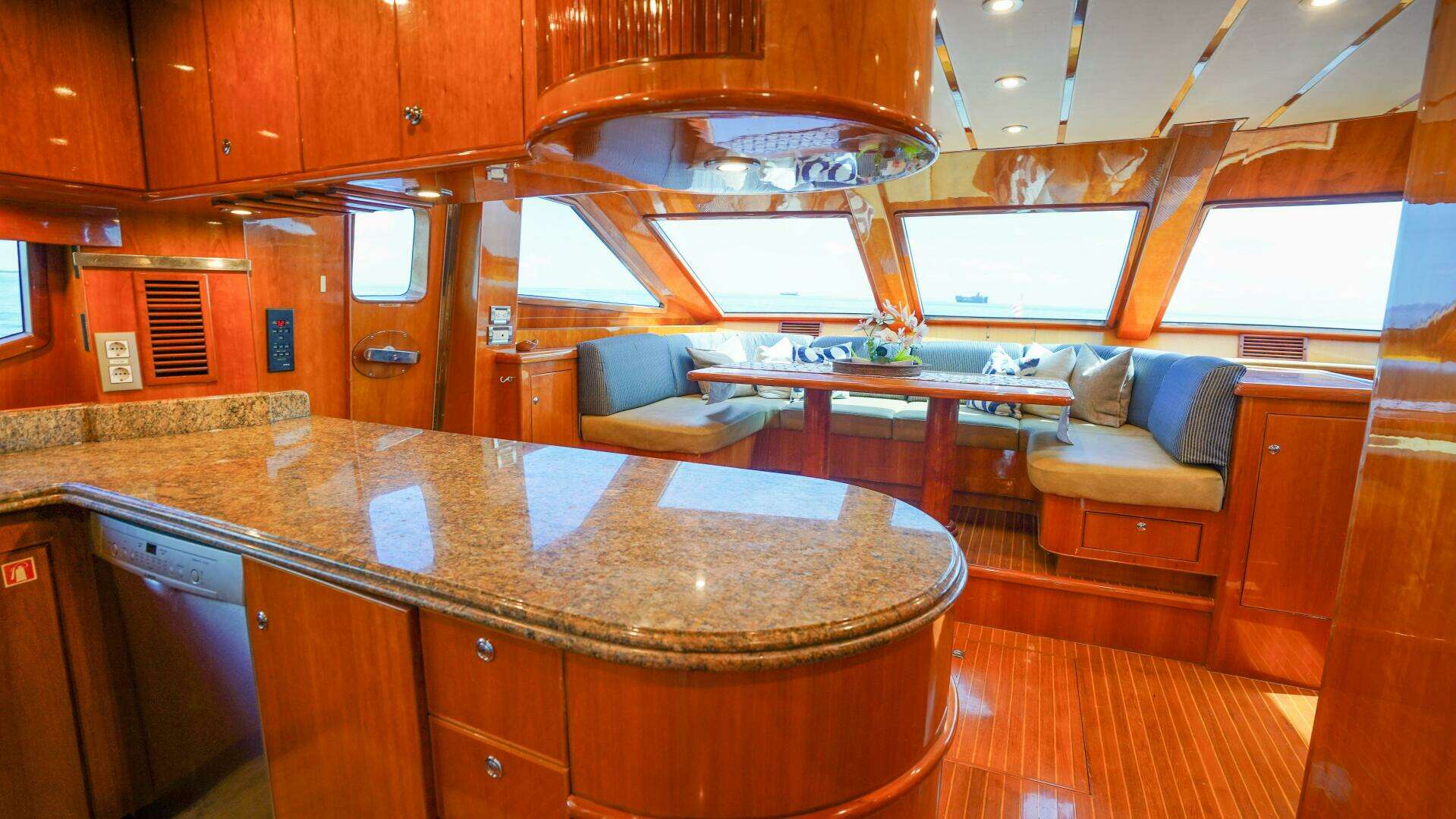 Motor Yacht 82MY Yacht For Sale