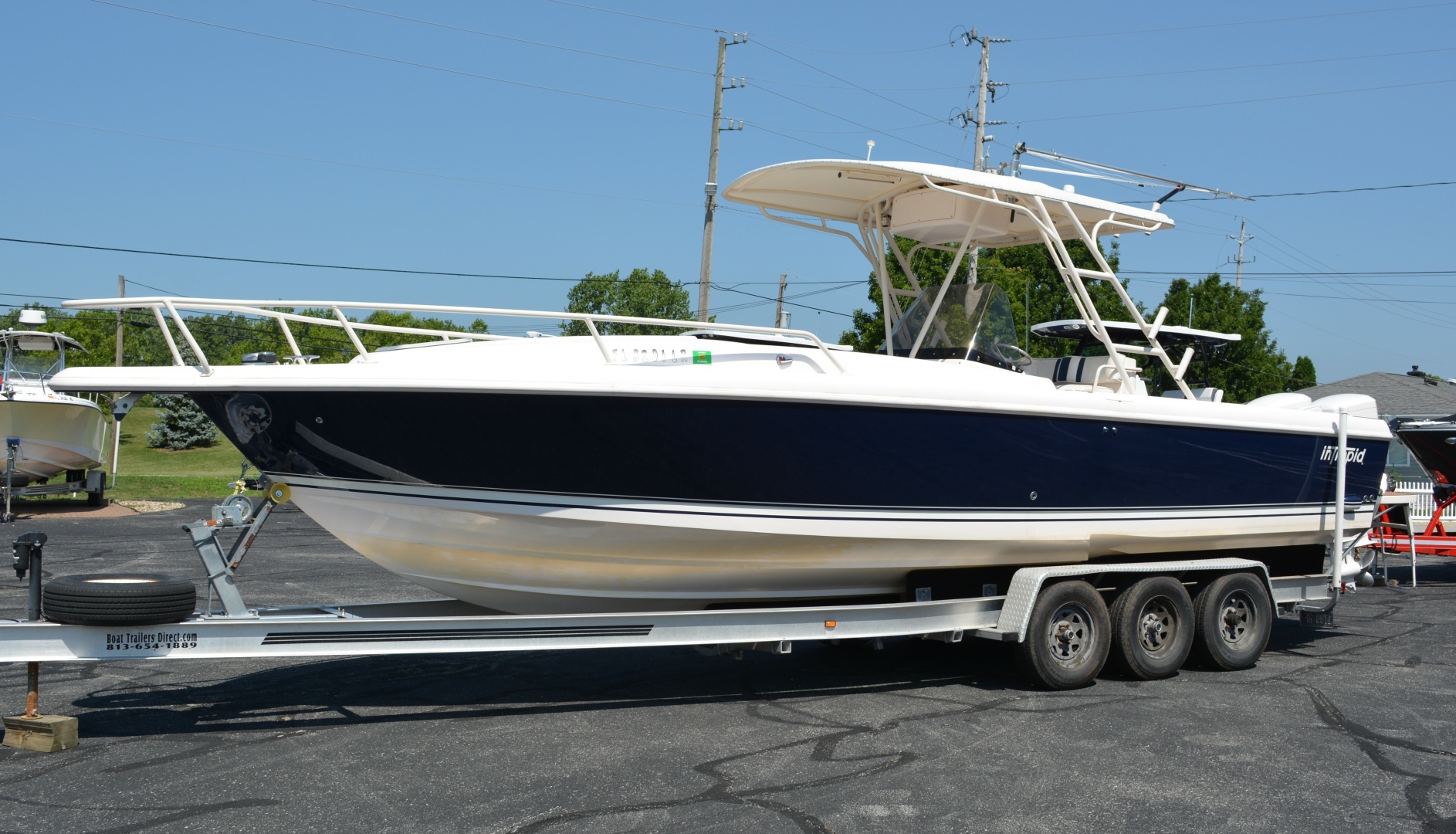 32ft Intrepid Yacht For Sale