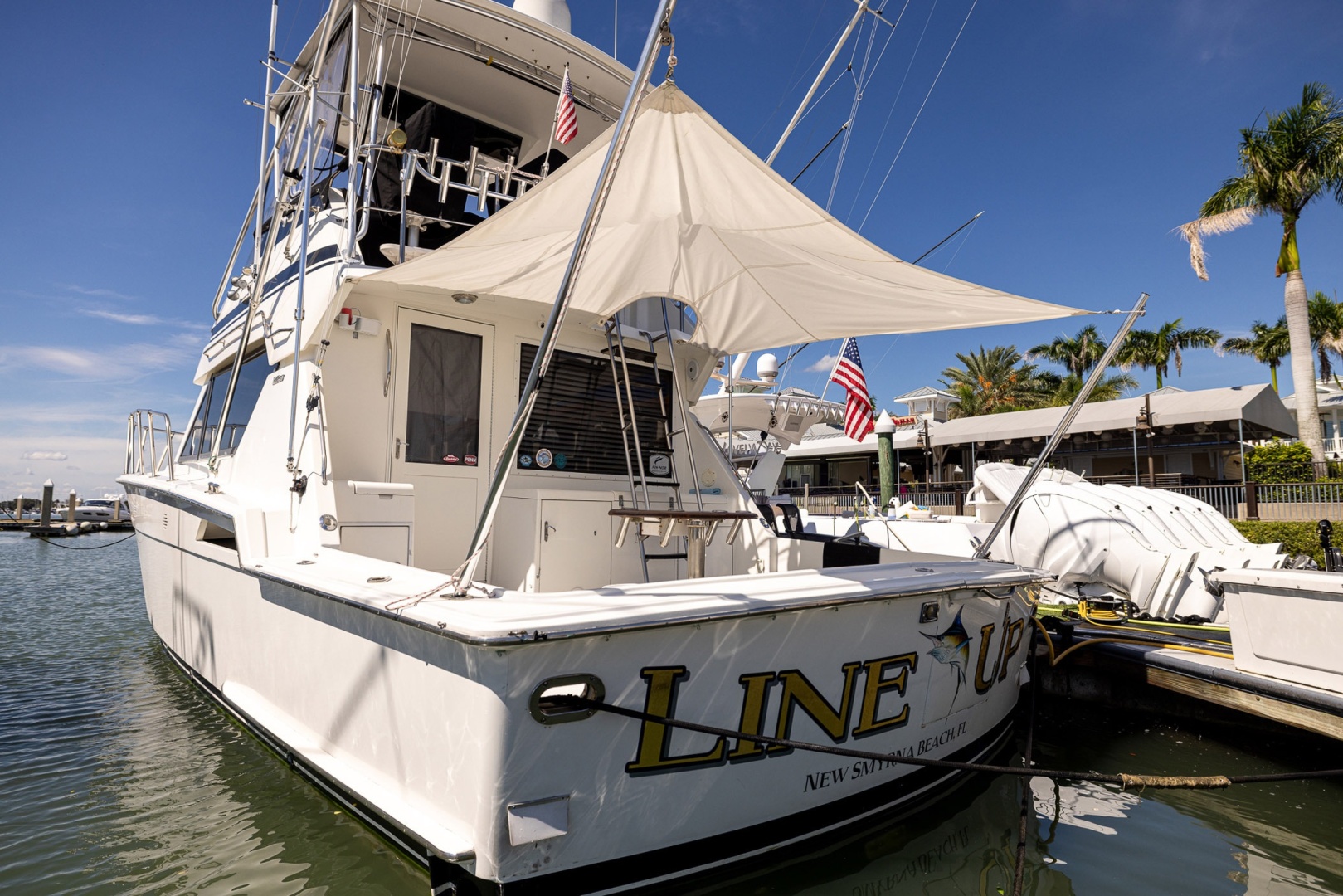 LINE UP 43ft Hatteras Yacht For Sale