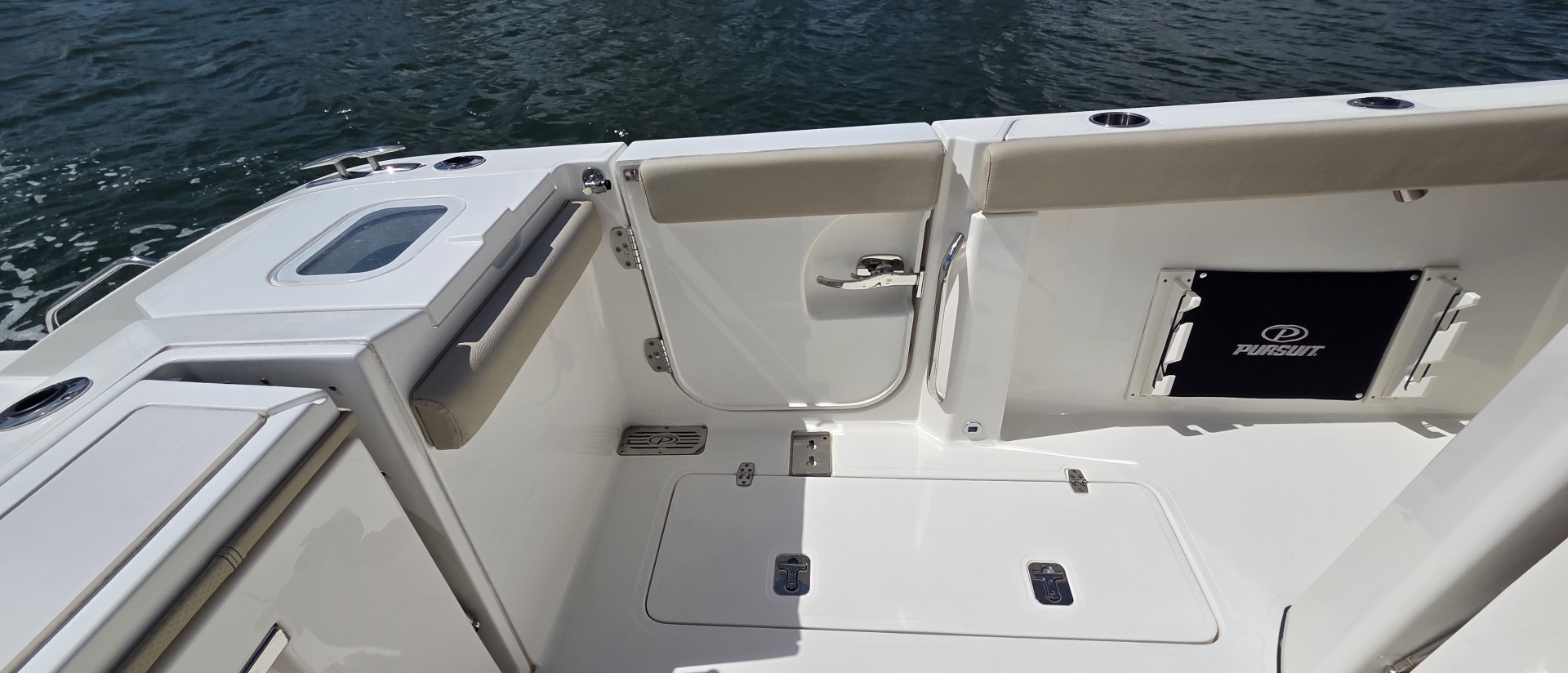 2019 Pursuit 328 Sport
