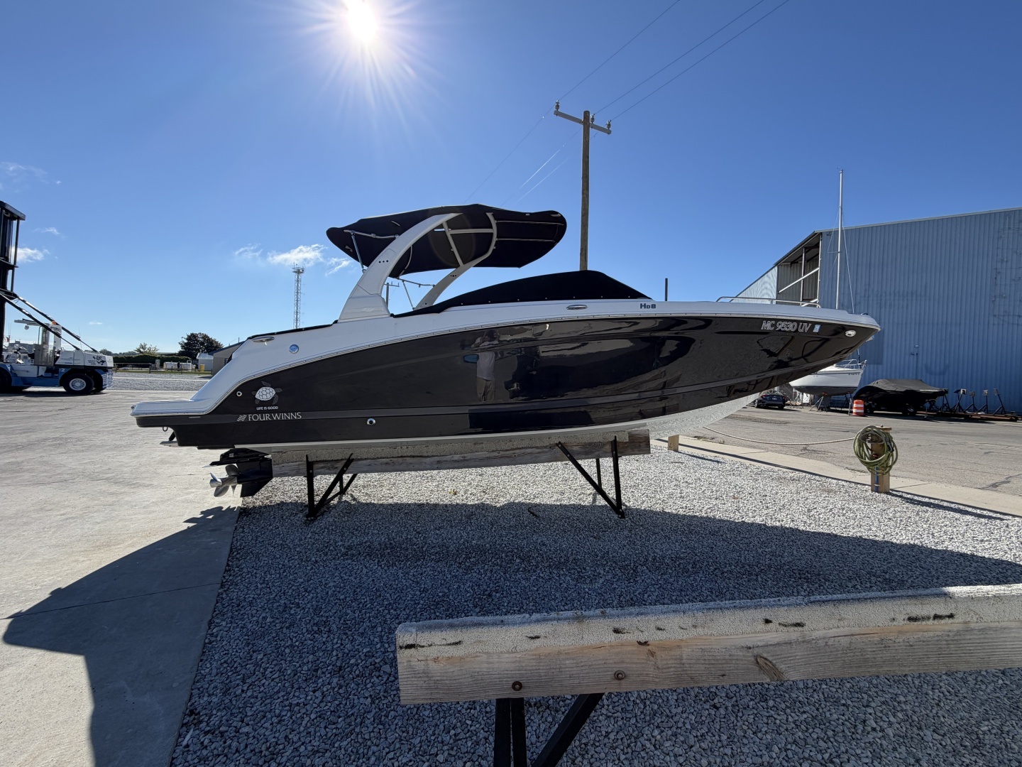 SHELL YEA 26ft Four Winns Yacht For Sale SHELL YEA 26ft Four Winns Yacht For Sale
