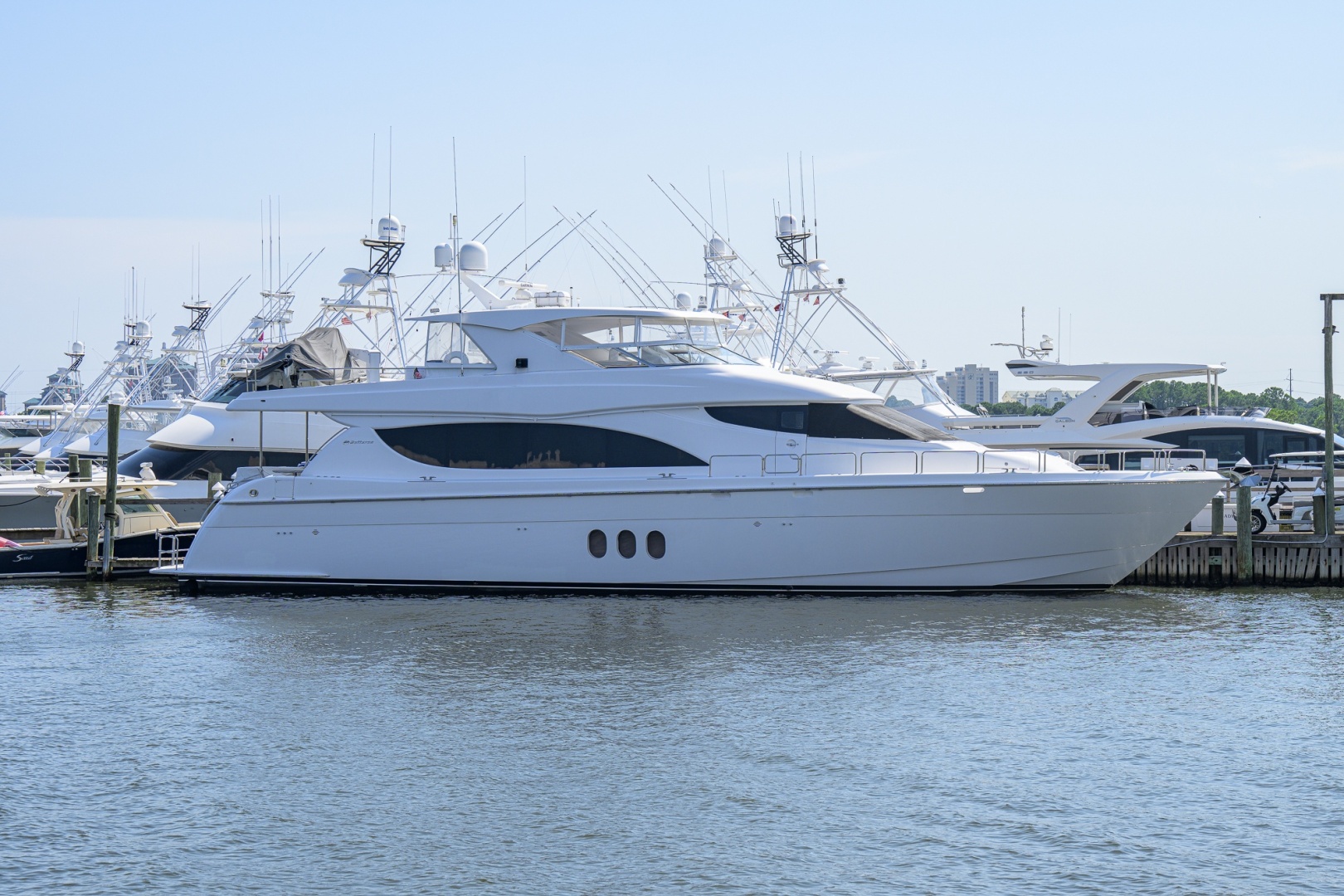 WENDY I 80ft Hatteras Yacht For Sale WENDY I 80ft Hatteras Yacht For Sale