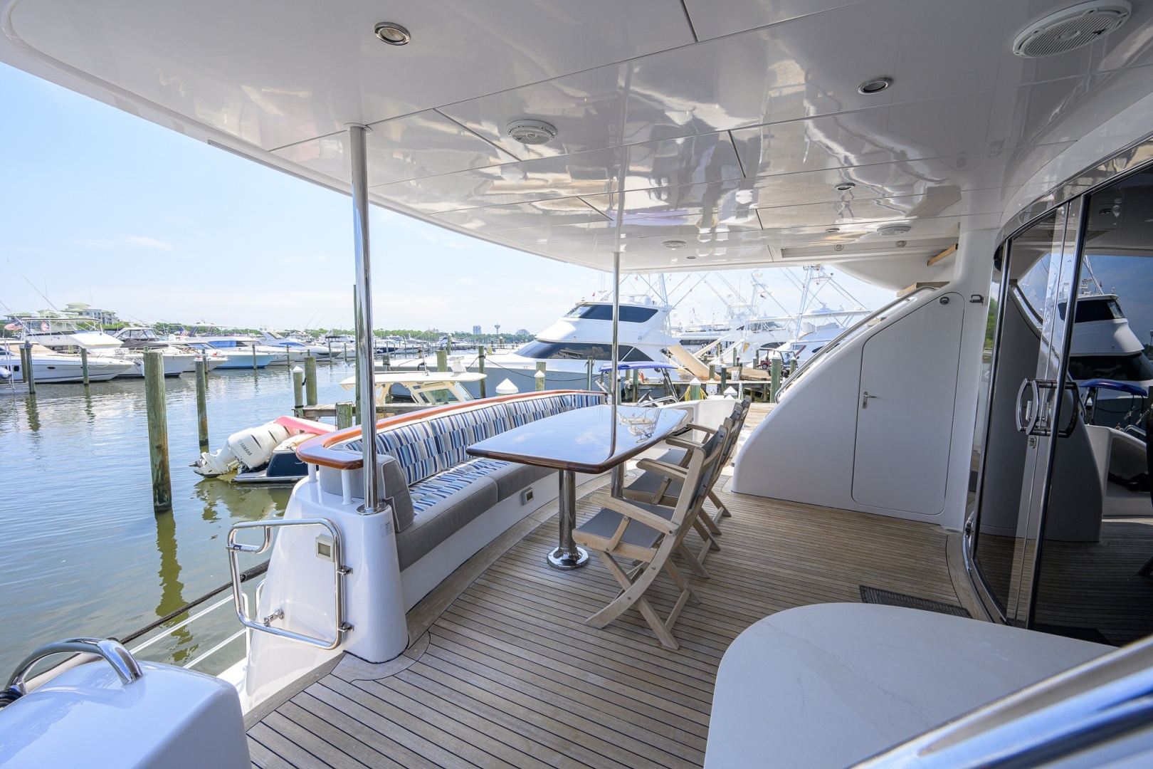 WENDY I 80ft Hatteras Yacht For Sale WENDY I 80ft Hatteras Yacht For Sale