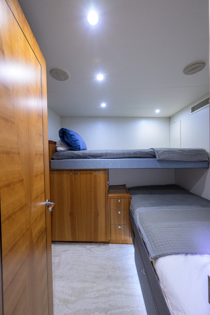Hatteras 80 Motor Yacht Yacht For Sale