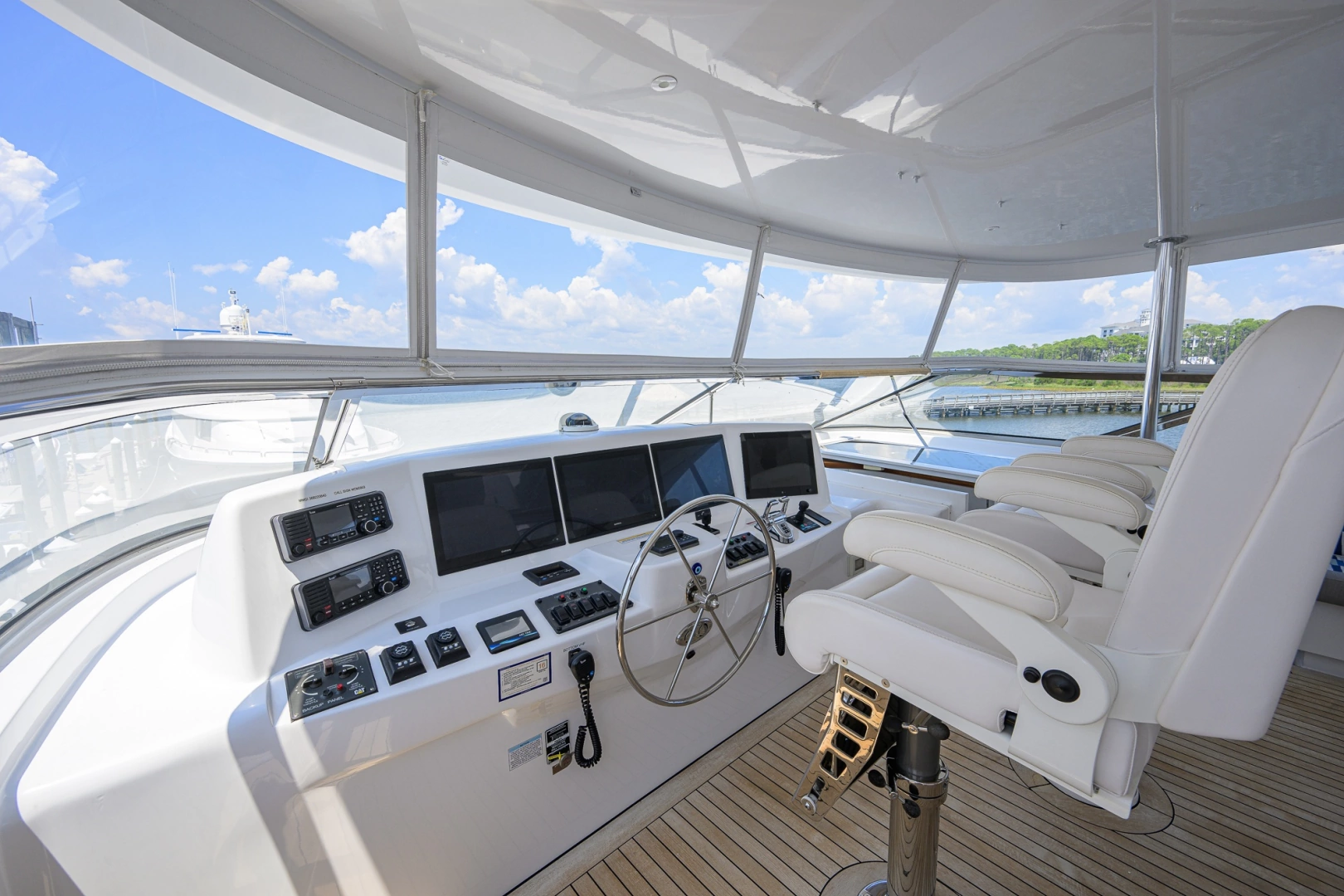 Hatteras 80 Motor Yacht Yacht For Sale