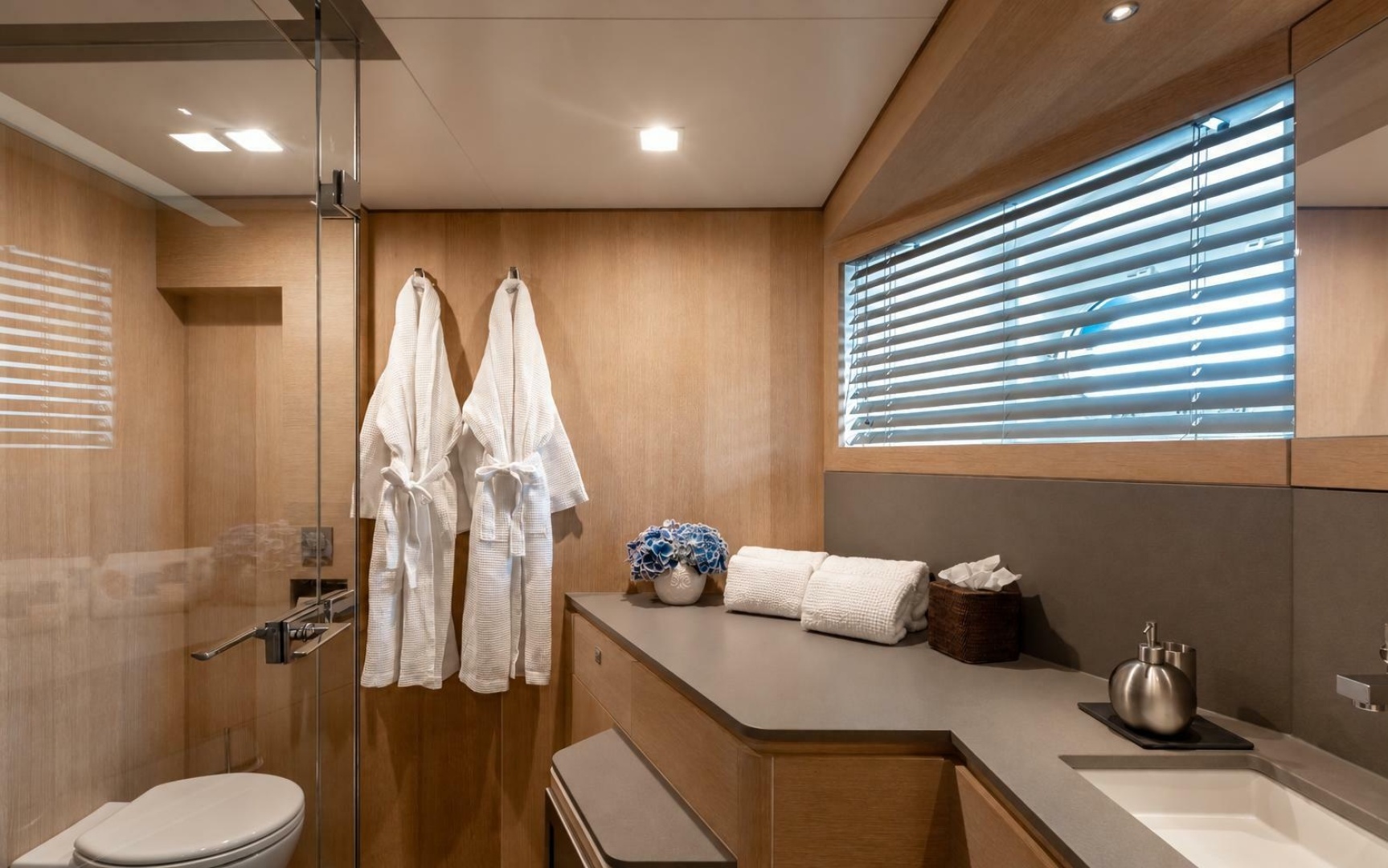 SANCTUARY 109ft Lynx Yacht For Sale