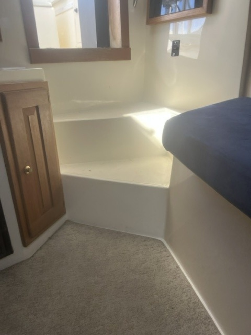 FAT SUE 32ft Albemarle Yacht For Sale