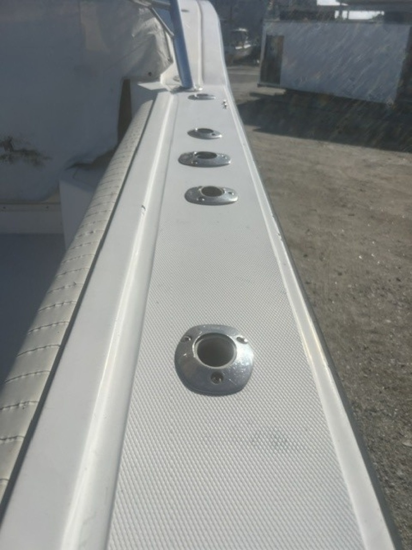 Rod Holders Port