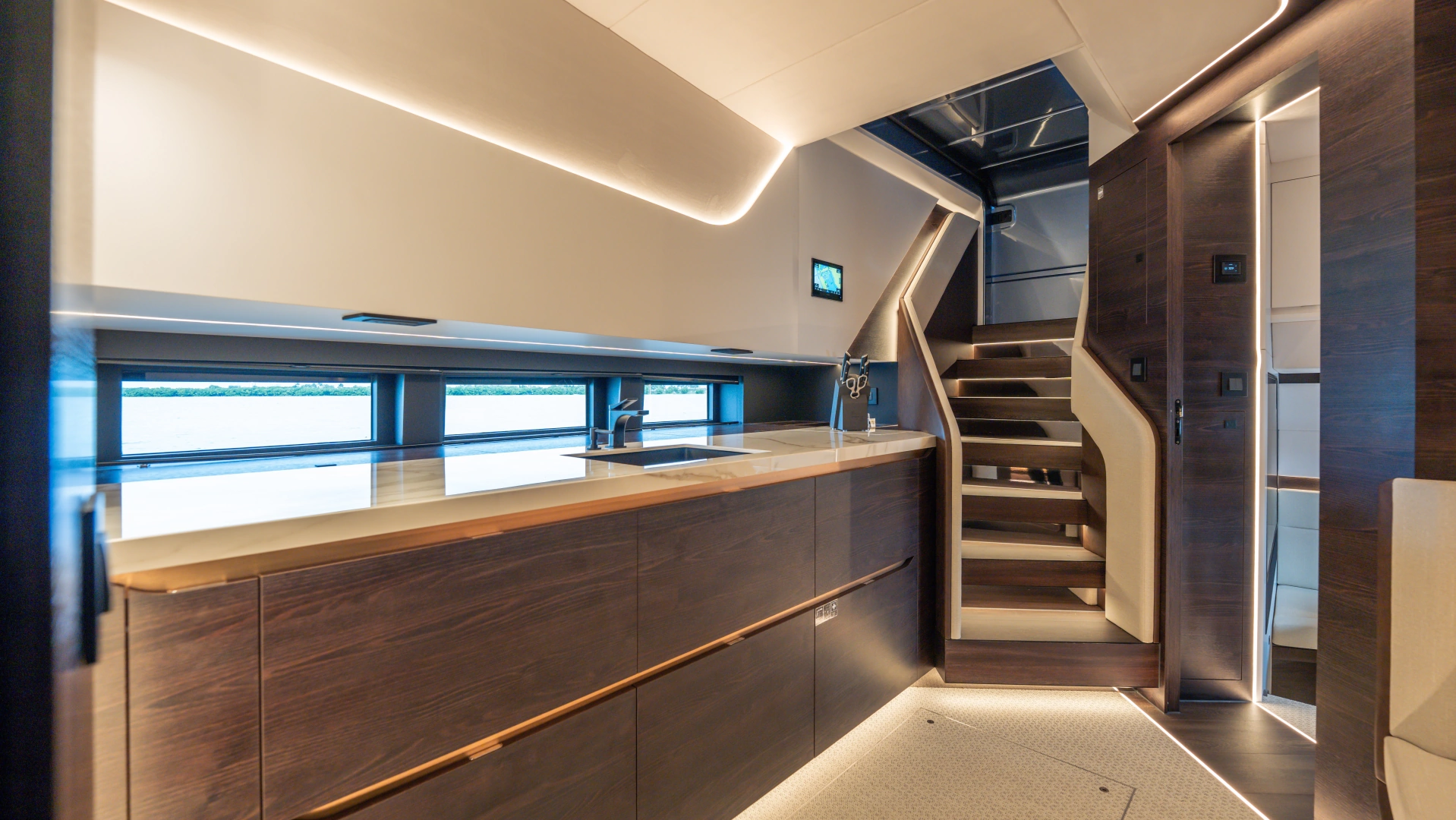 Vanquish Yachts VQ70 Yacht For Sale