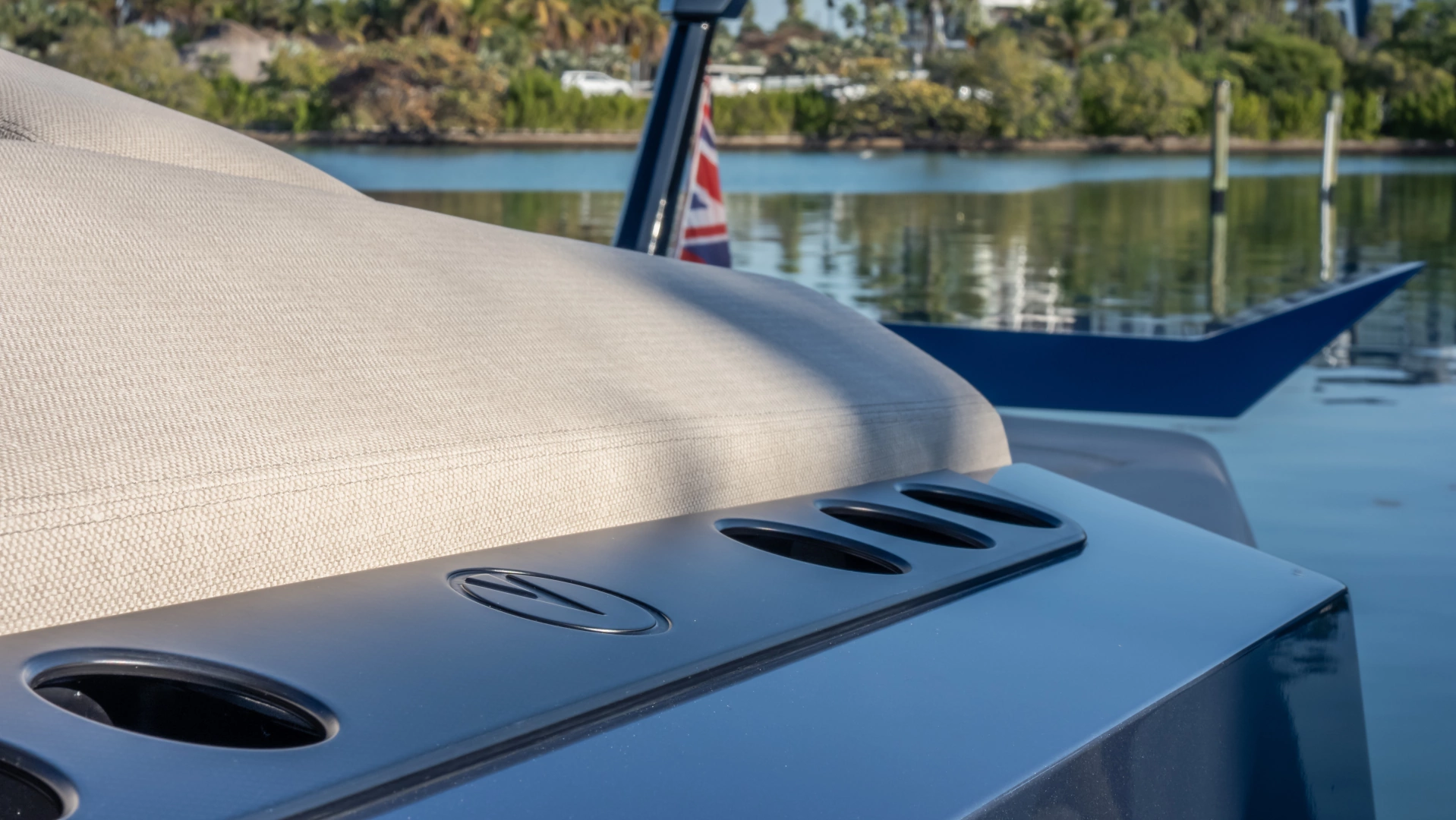Vanquish Yachts VQ70 Yacht For Sale