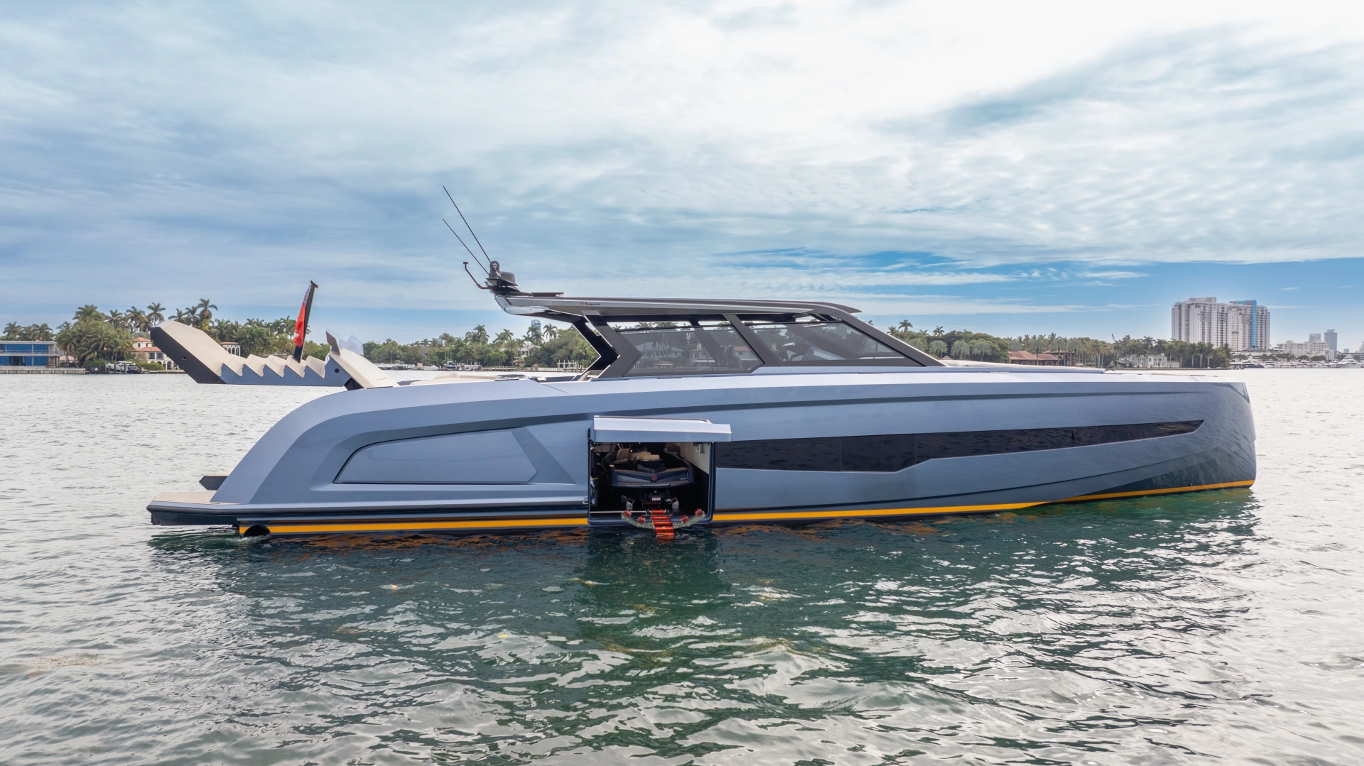 Vanquish Yachts VQ70 Yacht For Sale