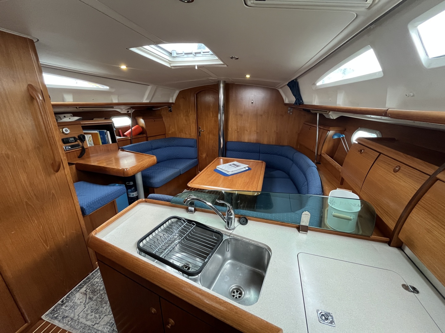38ft Jeanneau Yacht For Sale 38ft Jeanneau Yacht For Sale