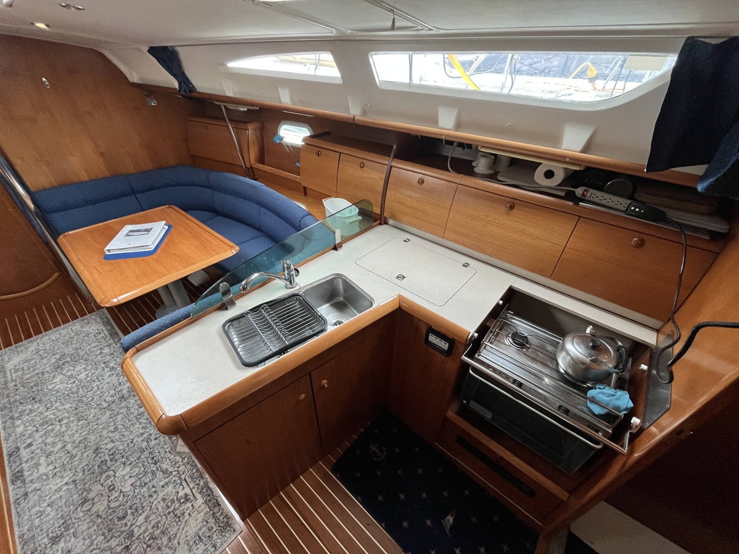 38ft Jeanneau Yacht For Sale 38ft Jeanneau Yacht For Sale