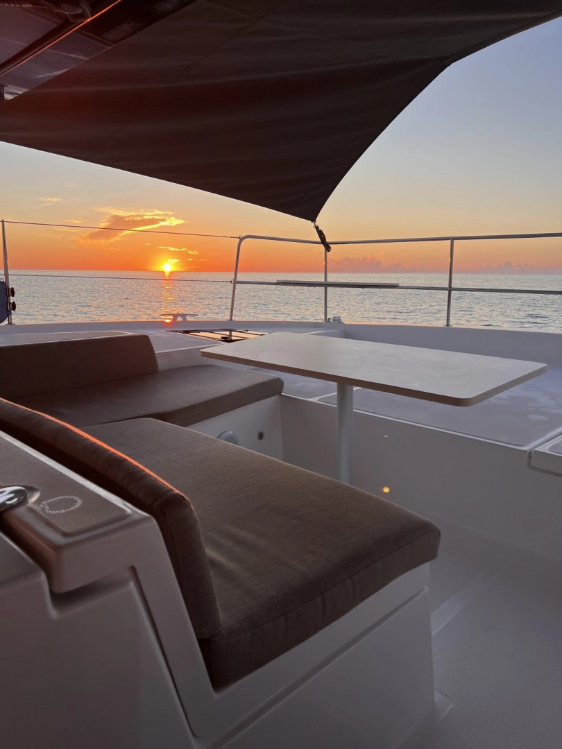 Bali 4.2 Yacht For Sale