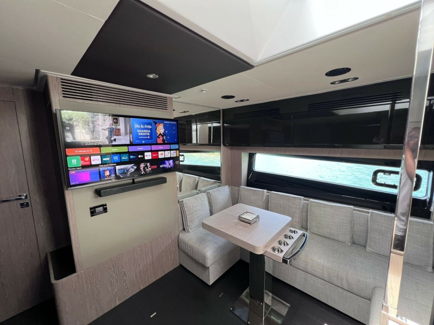 2025 Azimut Atlantis 51