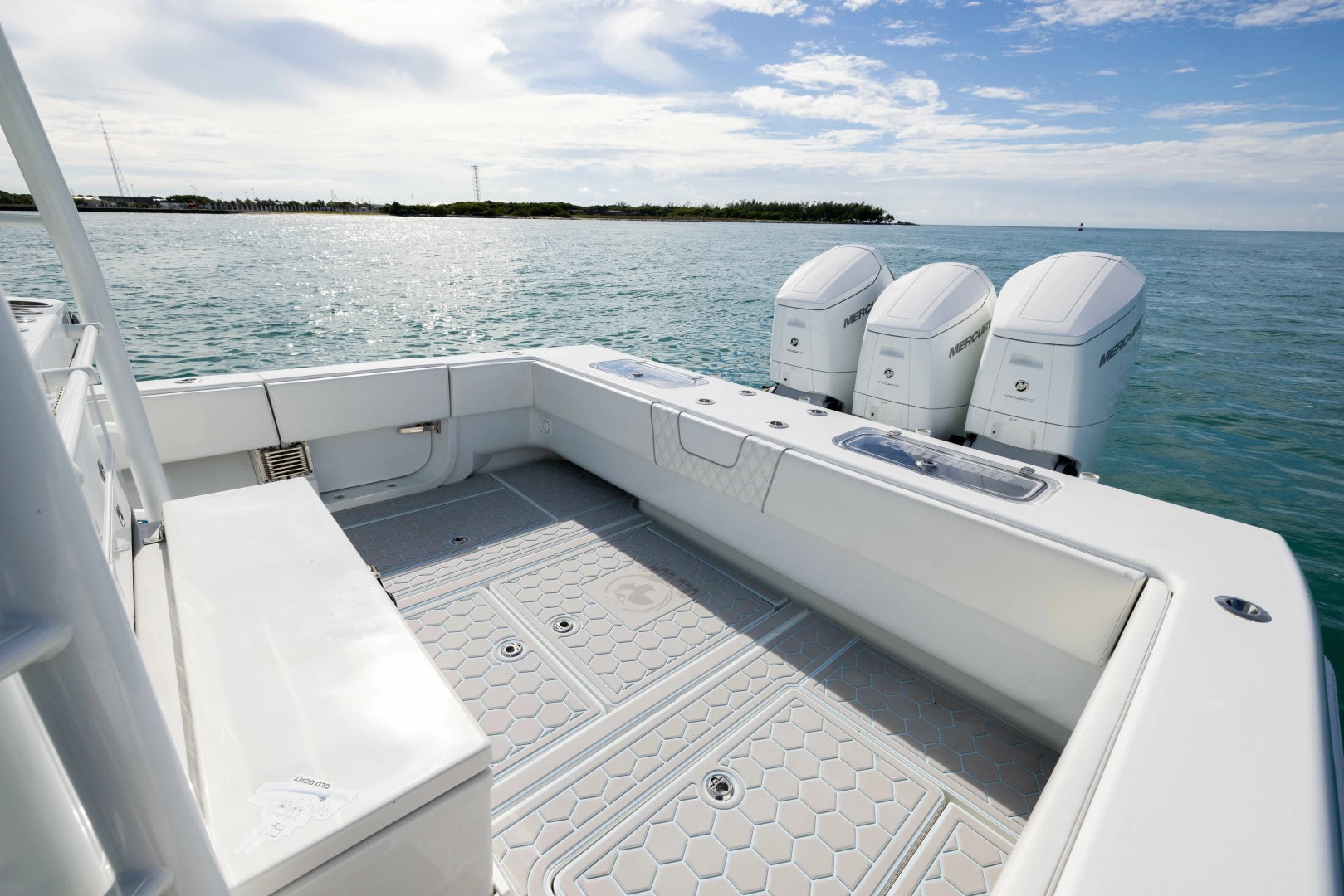 Contender FA Yacht For Sale