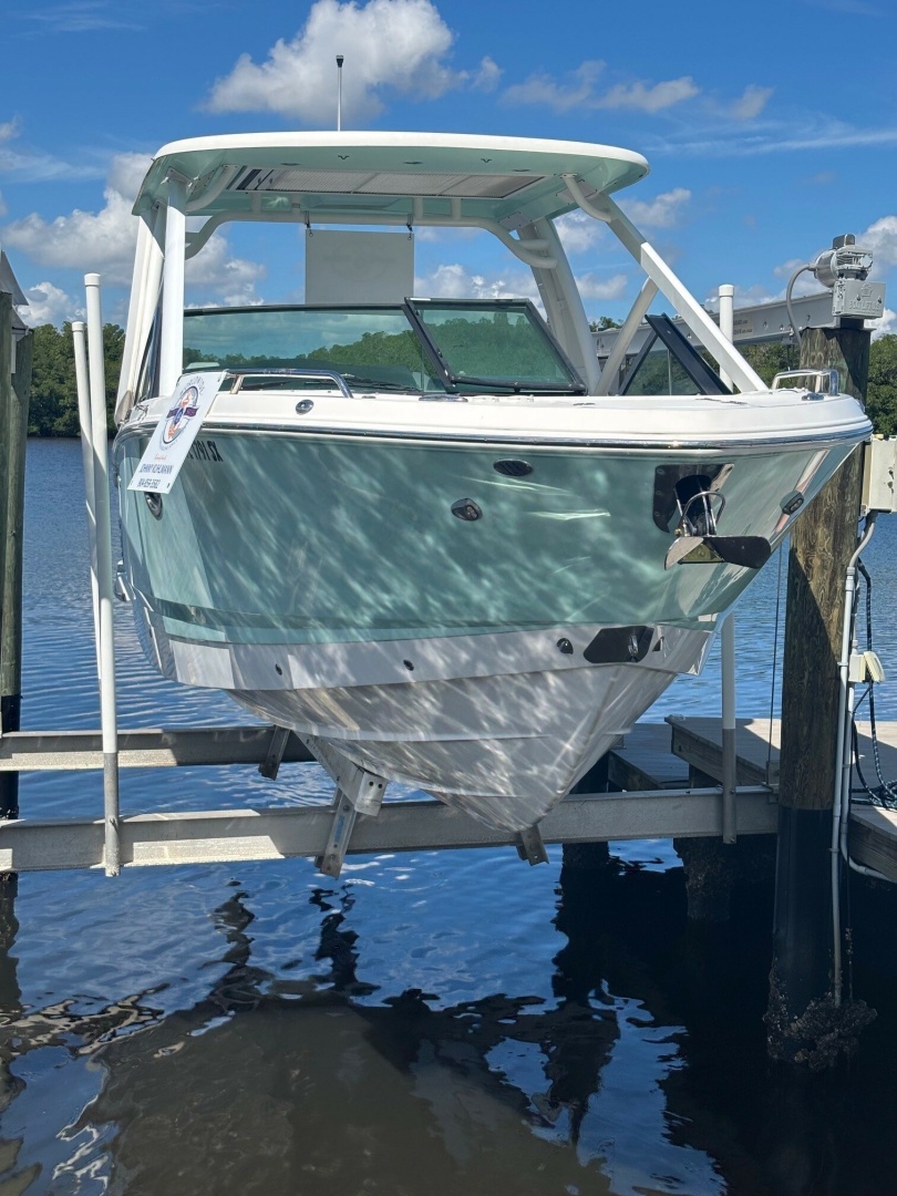 28ft Chaparral Yacht For Sale
