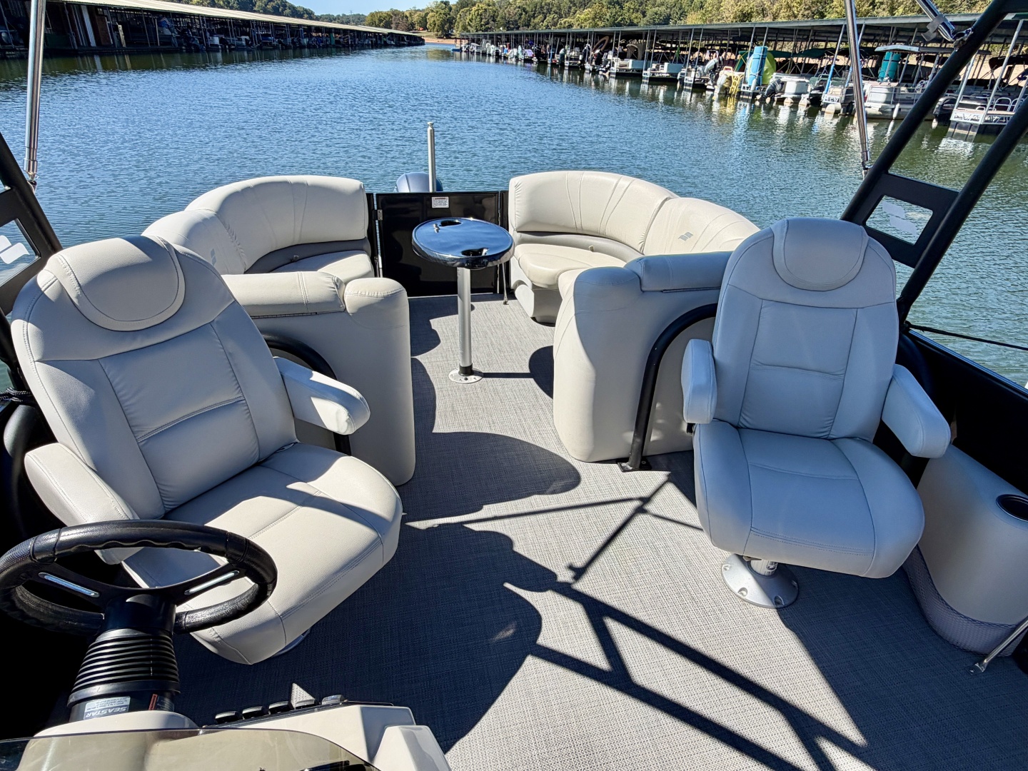 24ft Starcraft Yacht For Sale 24ft Starcraft Yacht For Sale