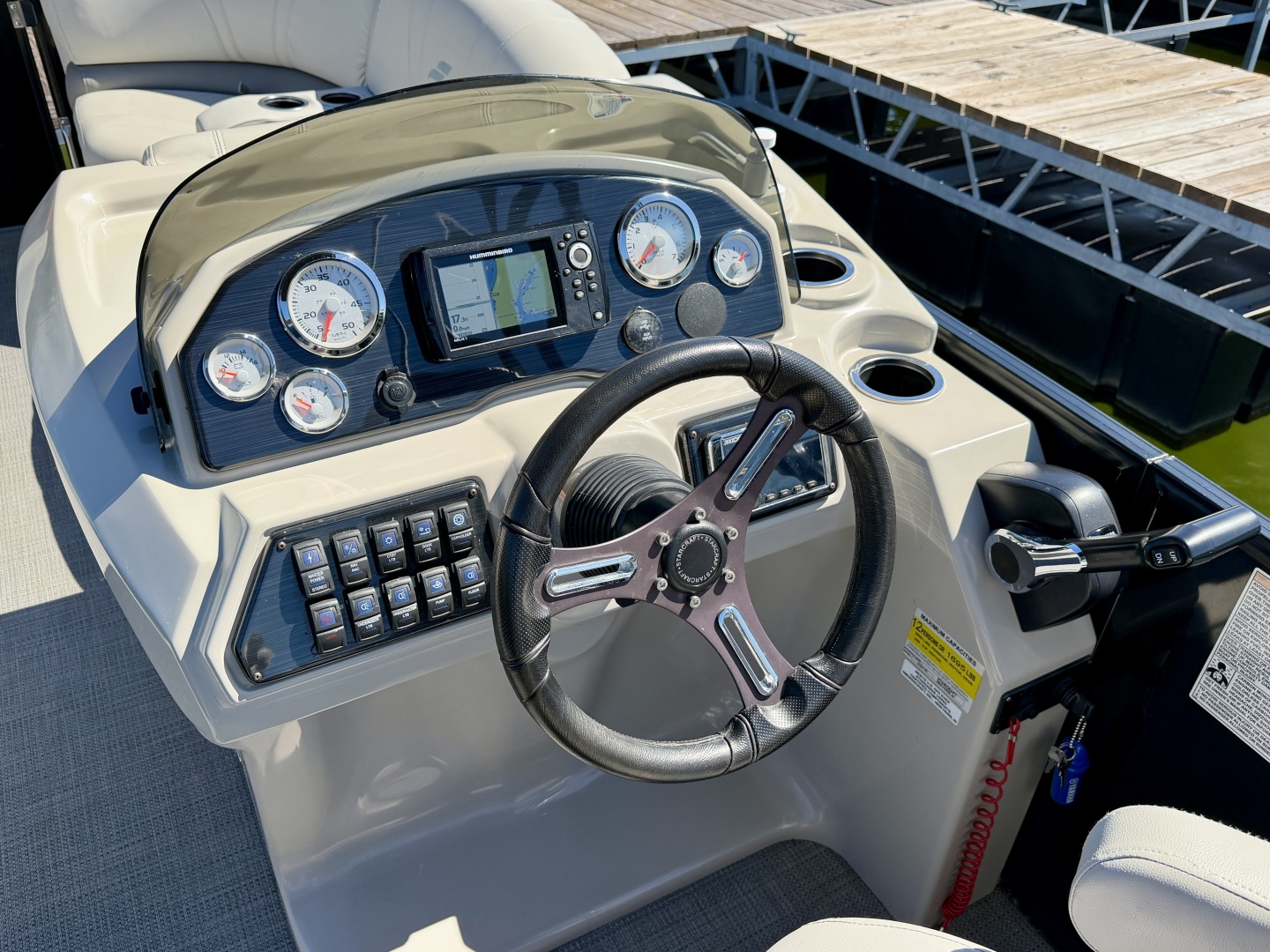 24ft Starcraft Yacht For Sale 24ft Starcraft Yacht For Sale