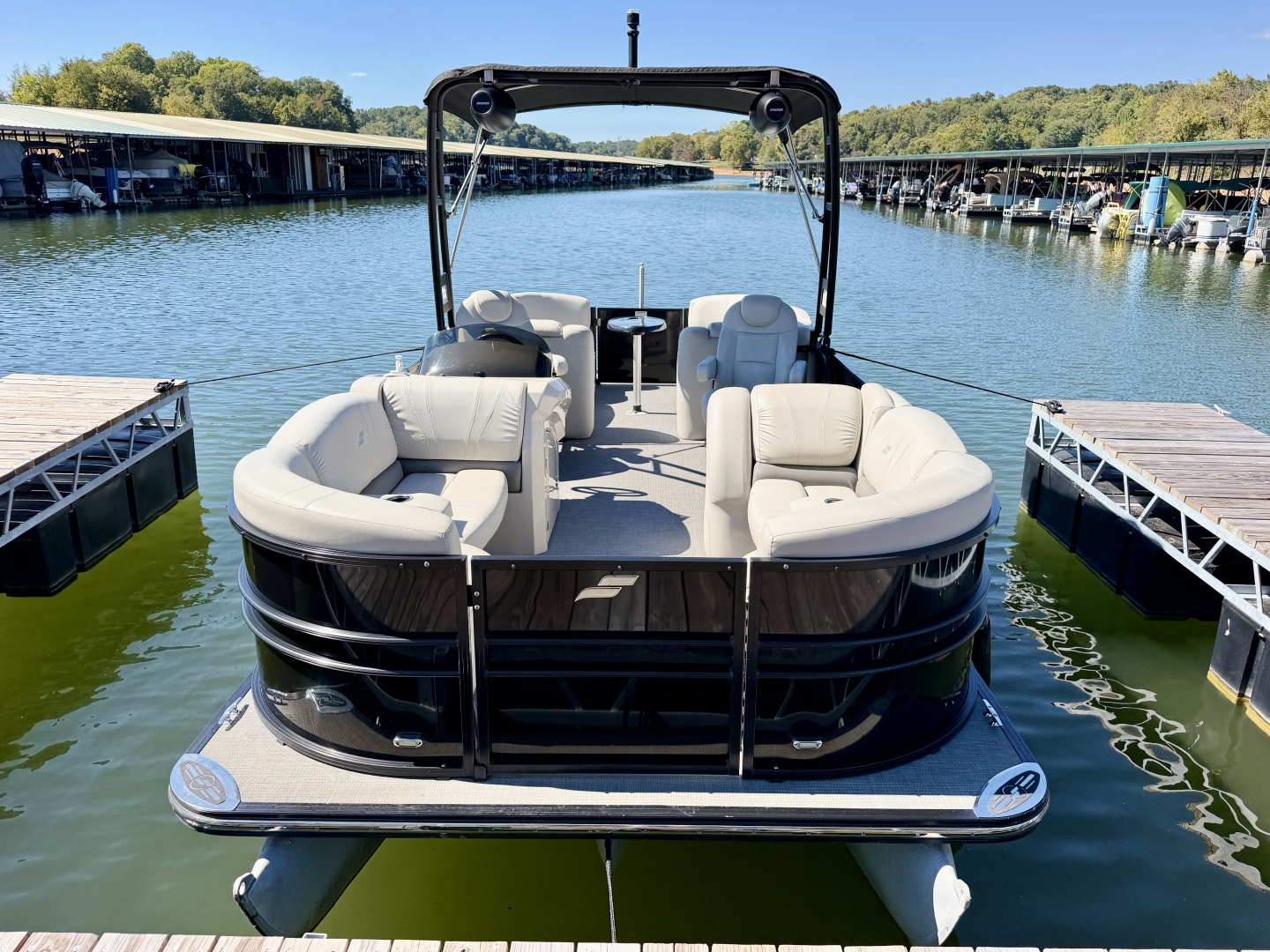 24ft Starcraft Yacht For Sale 24ft Starcraft Yacht For Sale