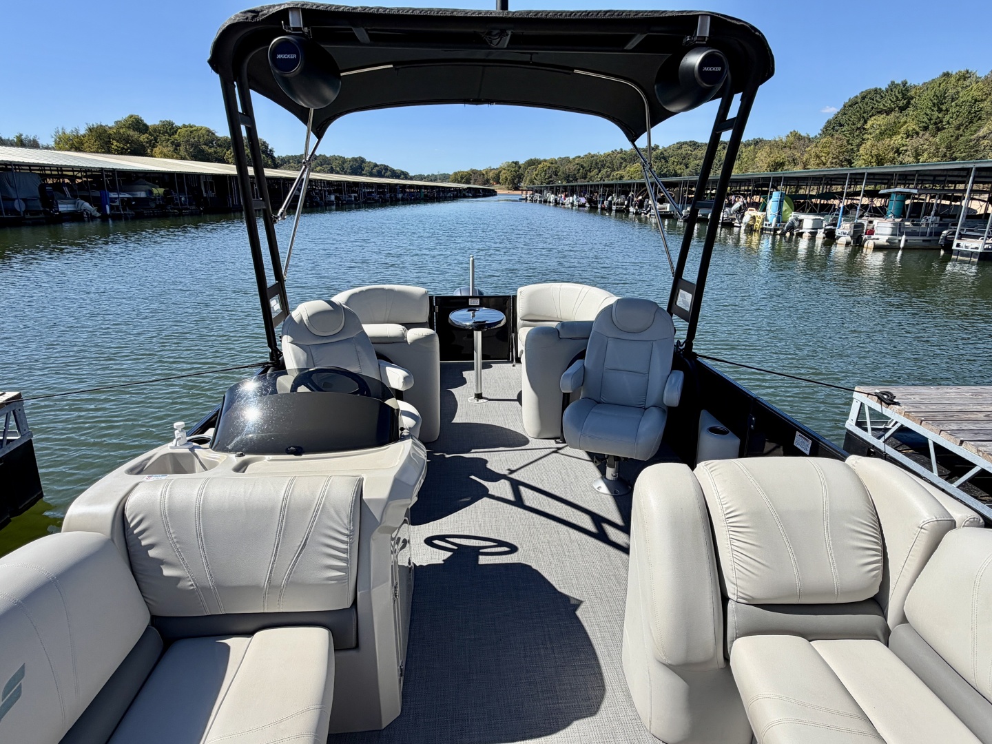 24ft Starcraft Yacht For Sale 24ft Starcraft Yacht For Sale