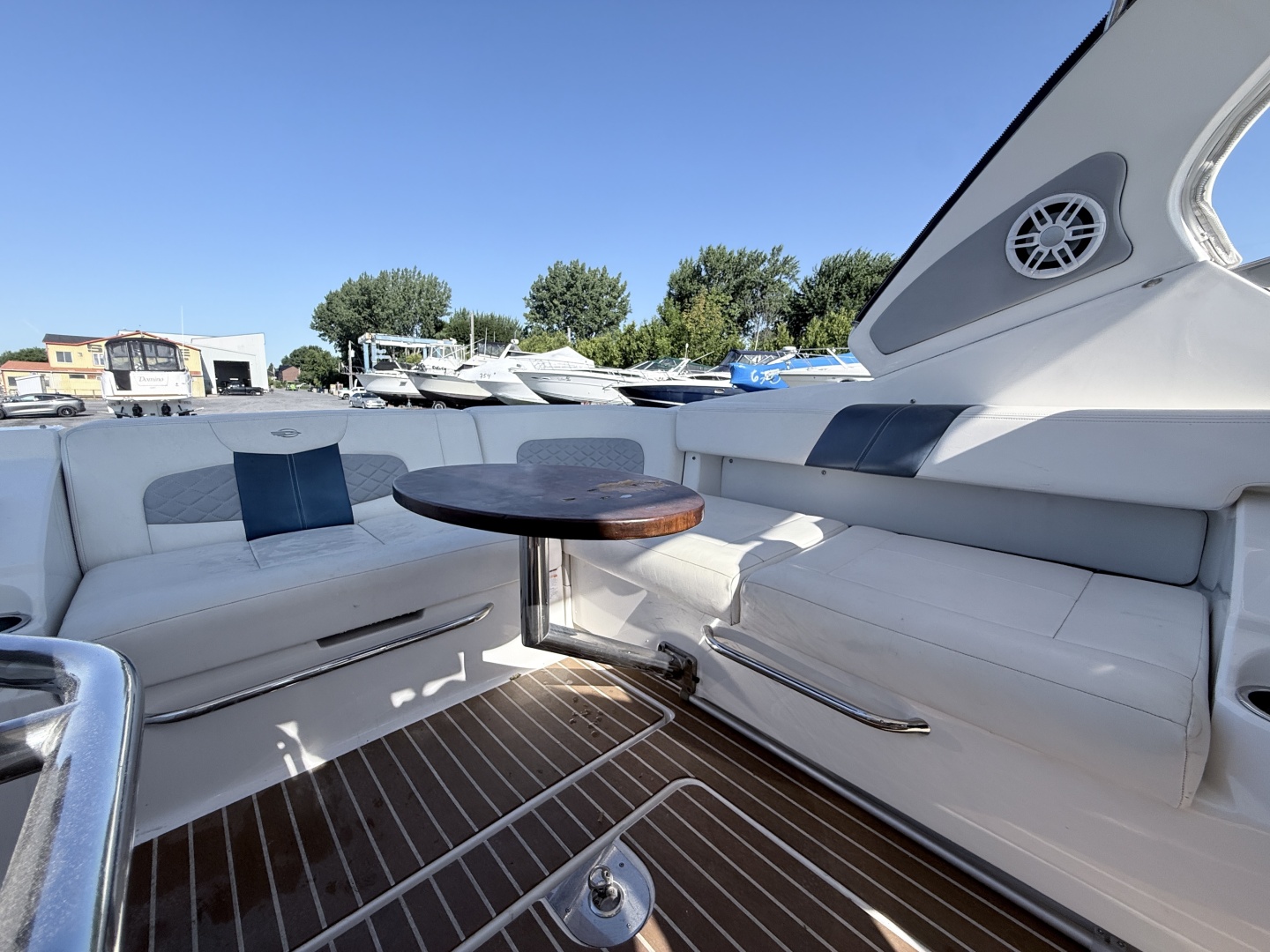 32ft Chaparral Yacht For Sale