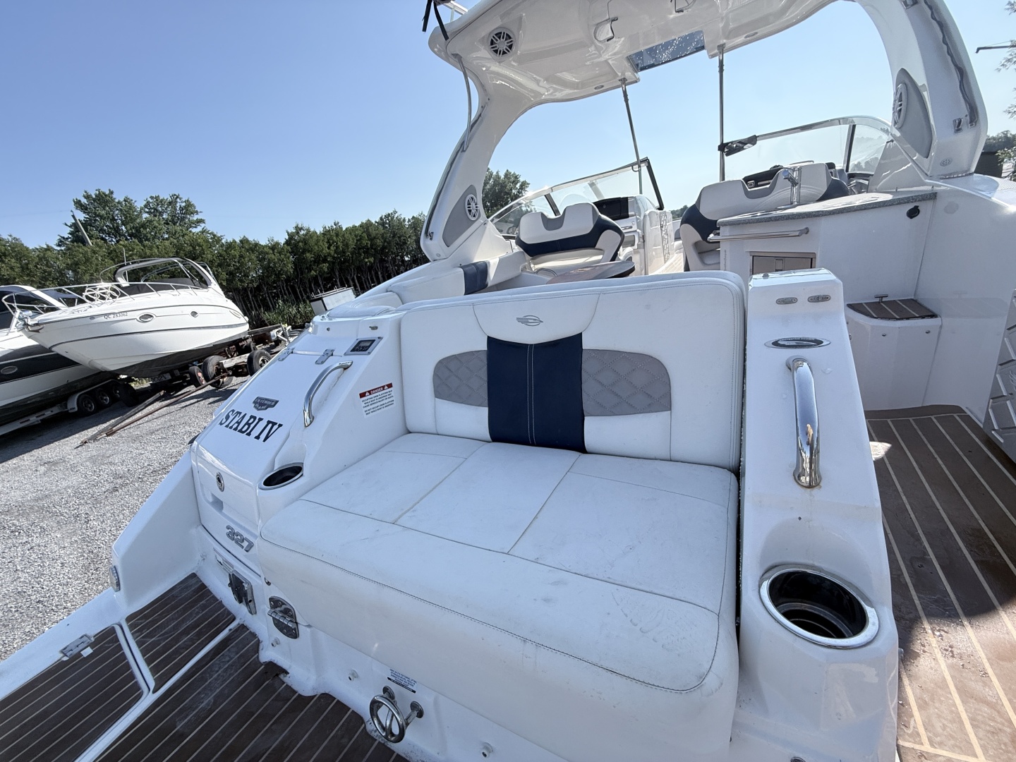 2012 Chaparral 327 SSX — photograph 3