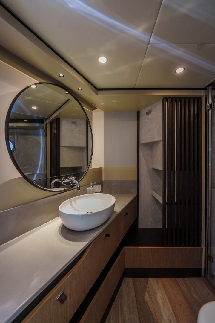 52ft Absolute Yacht For Sale