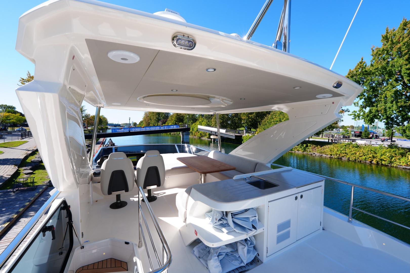 52ft Absolute Yacht For Sale